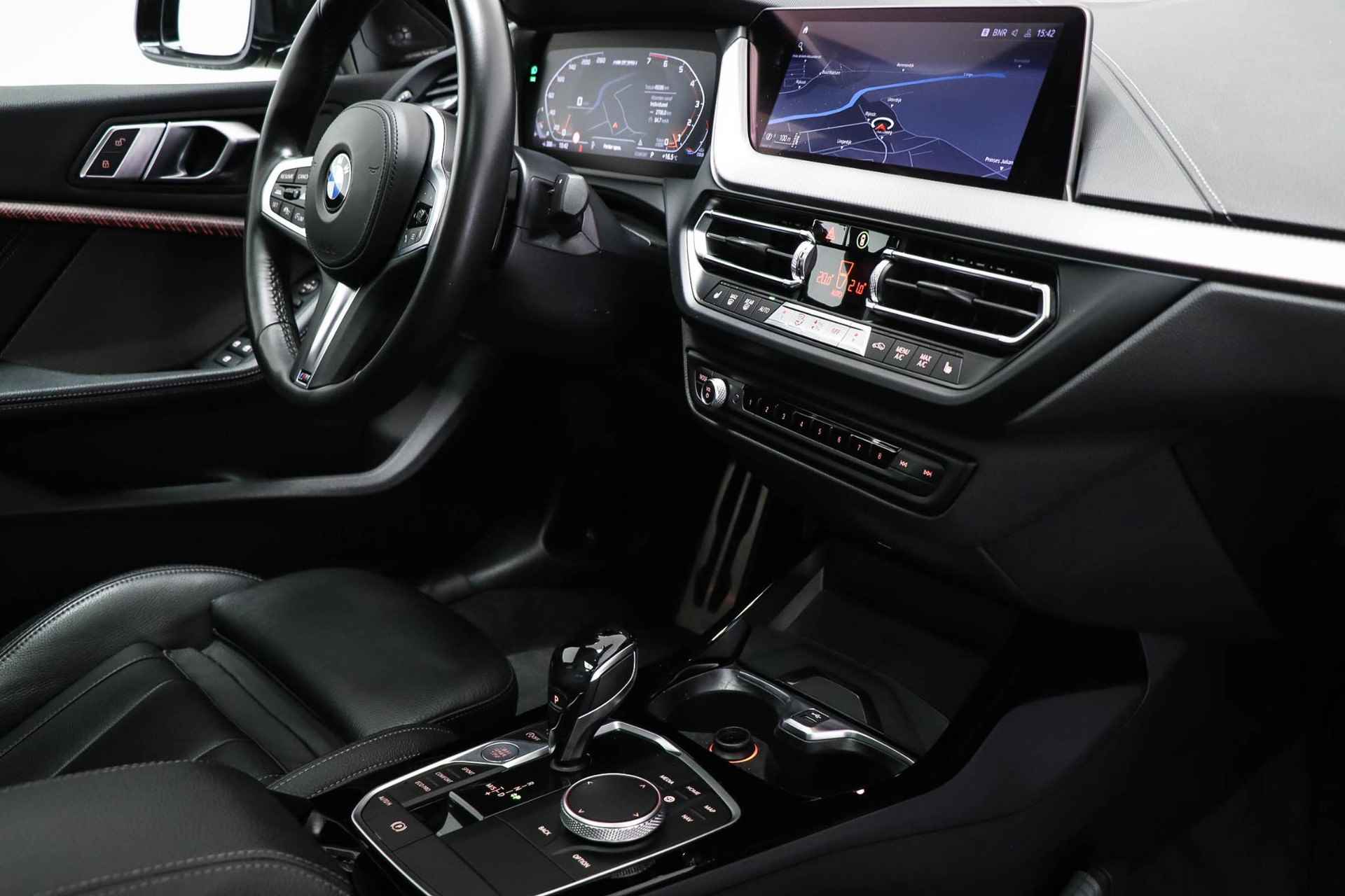 BMW 2-serie Gran Coupé M235i xDrive High Executive Edition | PANORAMADAK | HARMAN KARDON | LEDER - 4/62