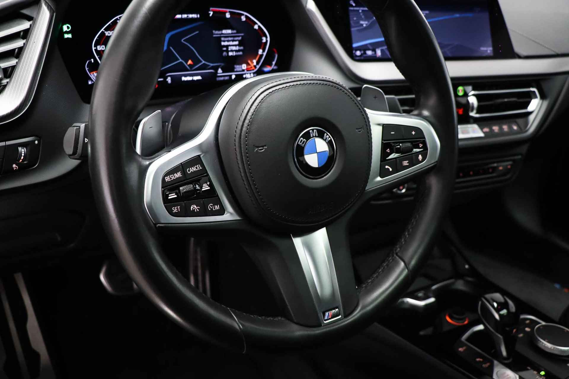 BMW 2-serie Gran Coupé M235i xDrive High Executive Edition | PANORAMADAK | HARMAN KARDON | LEDER - 34/62