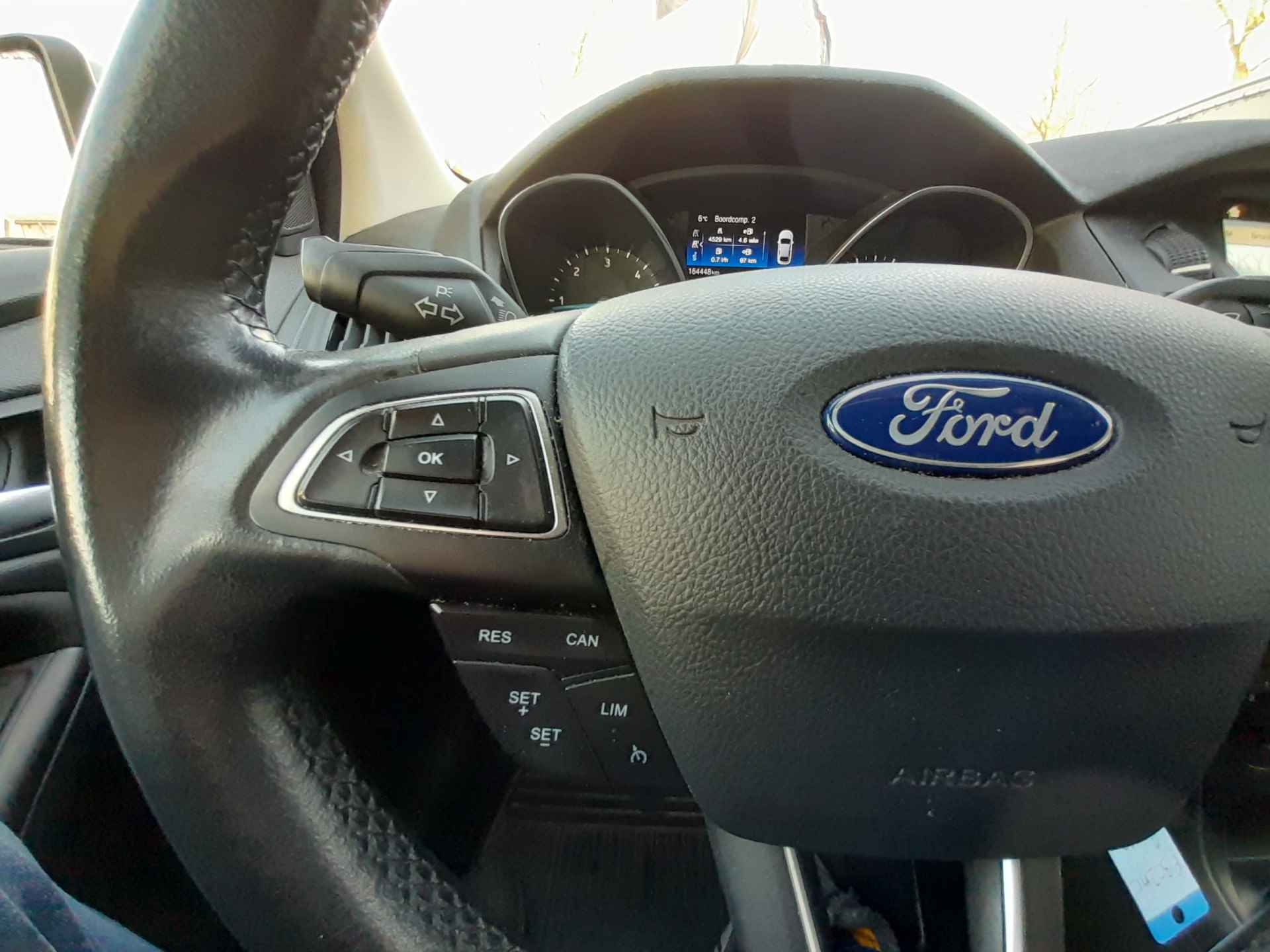 Ford Focus Wagon Diesel Trend | Airco | Navigatie | Cruise control | Privacy glas | RIJKLAARPRIJS INCL 12 MAANDEN GARANTIE EN BEURT - 11/19