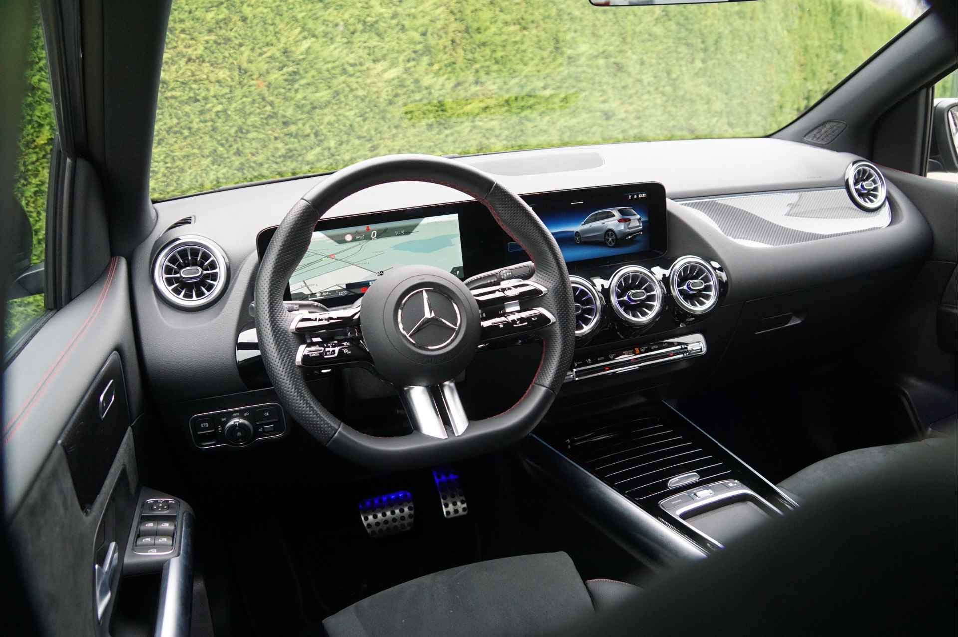 Mercedes-Benz B-Klasse 250 e AMG Line | Distronic Trekhaak Multibeam Keyless-Go Night - 35/58