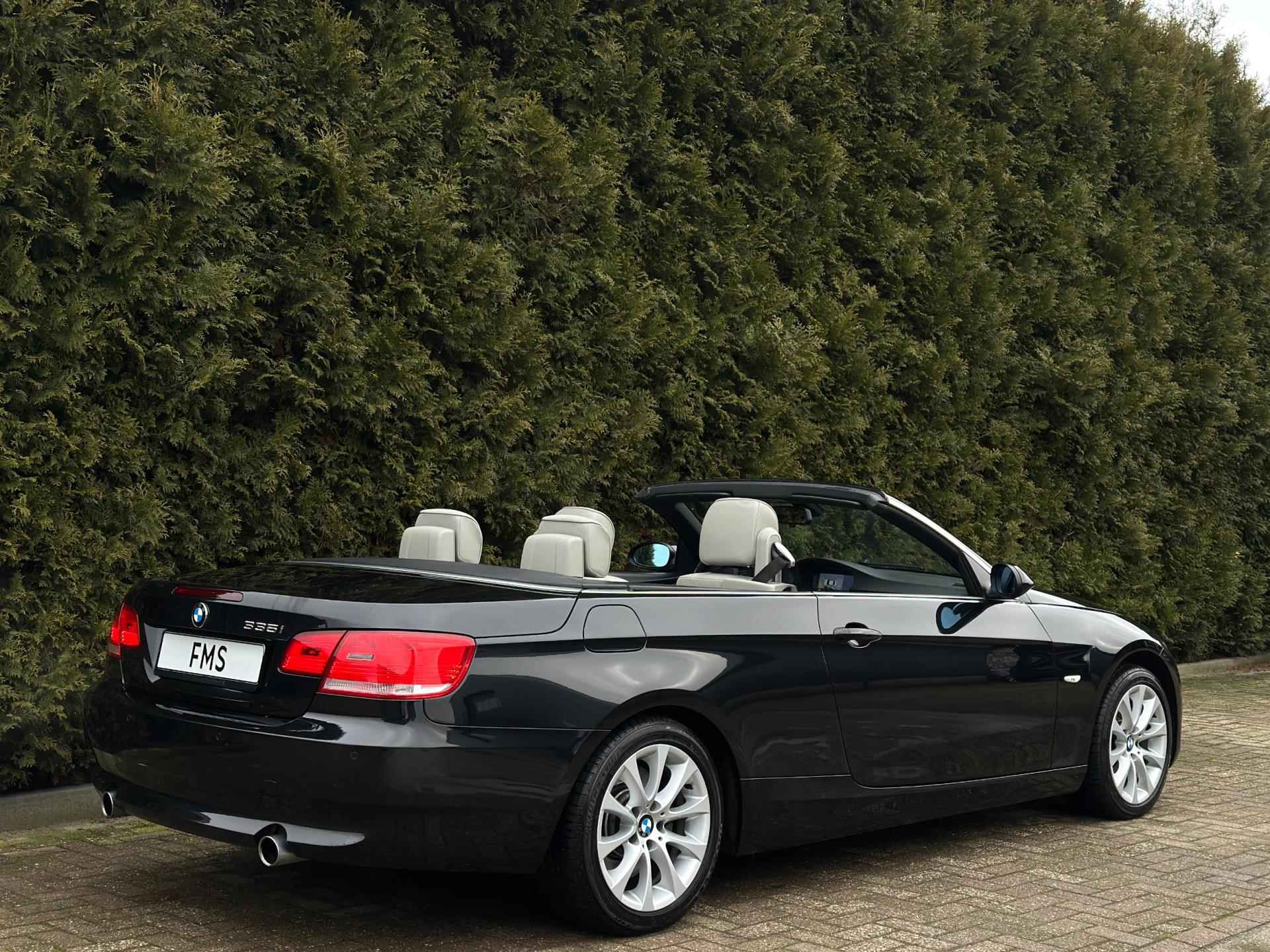 BMW 3-serie Cabrio 335i High Executive Navi Youngtimer - 39/45