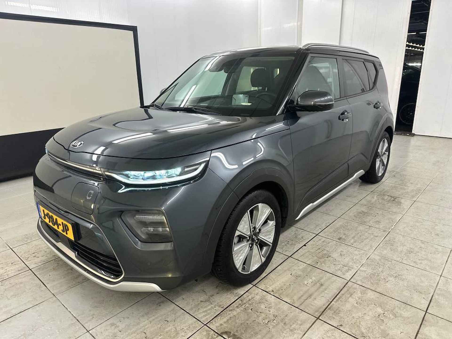 Kia e-Soul ExecutiveLine 64 kWh | €2000 Subsidie | Verwacht!! -> Graag bellen voor meer info - 7/7