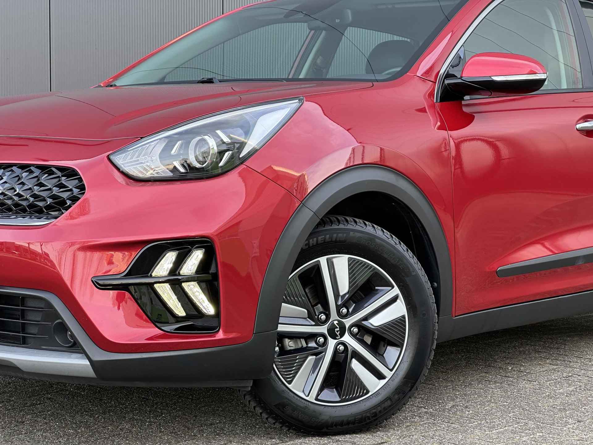 Kia Niro 1.6 GDi Hybrid DynamicLine | Trekhaak | Dealer onderhouden | Navi | Clima | Camera | Apple Carplay | Android Auto - 2/30