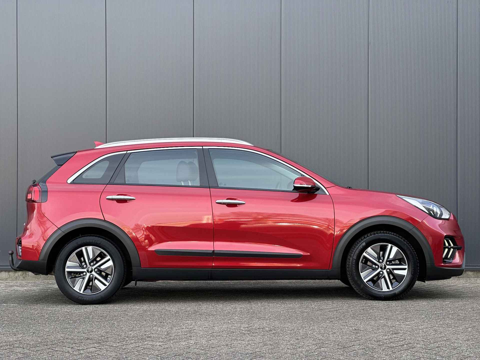 Kia Niro 1.6 GDi Hybrid DynamicLine | Trekhaak | Dealer onderhouden | Navi | Clima | Camera | Apple Carplay | Android Auto - 7/30