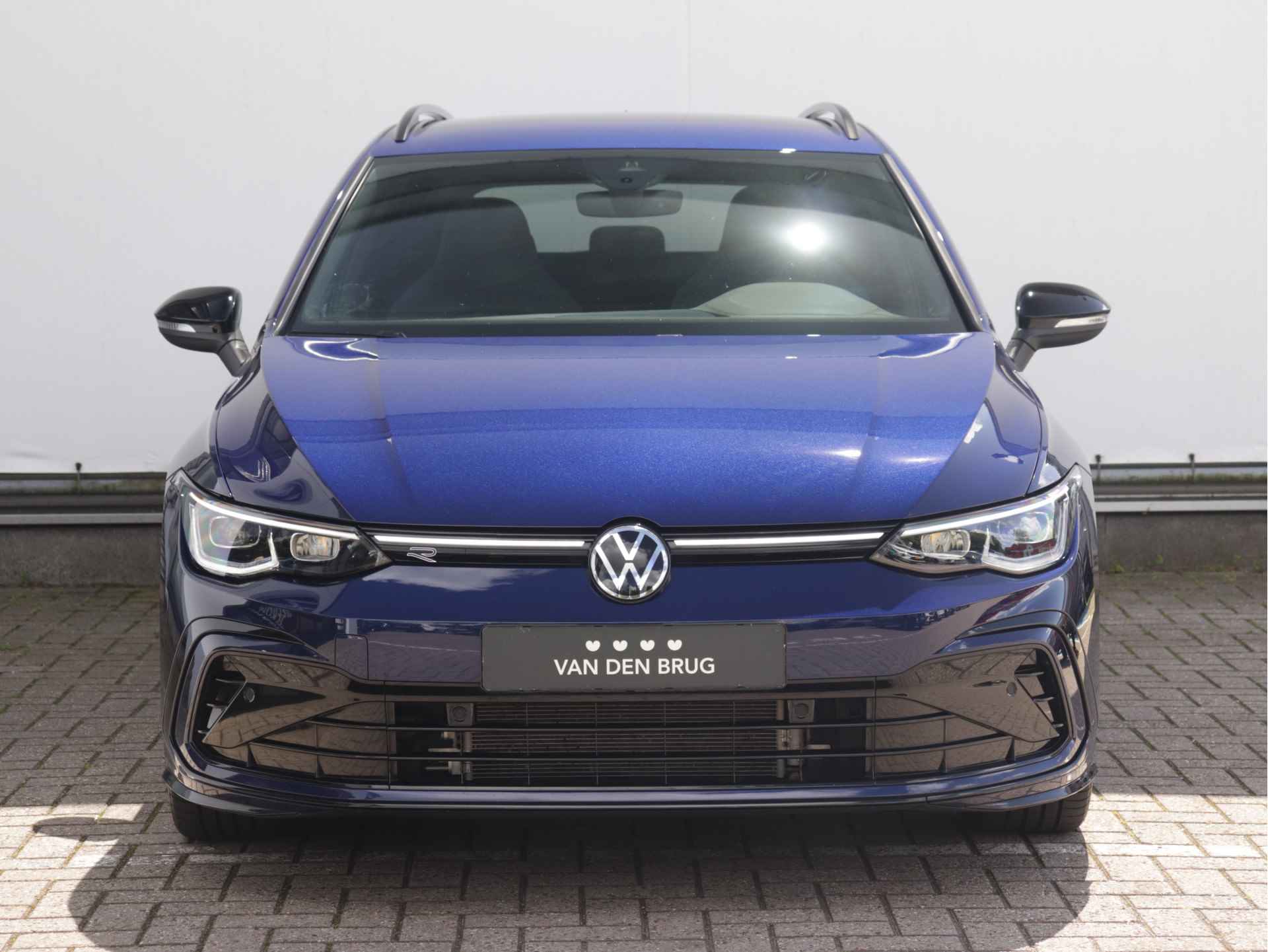 Volkswagen GOLF Variant 2.0 TSI 190pk R-Line Automaat | Keyless | Camera | ACC | LED Plus | Dodehoekdetectie | Stoel- en Stuurverwarming | - 4/61