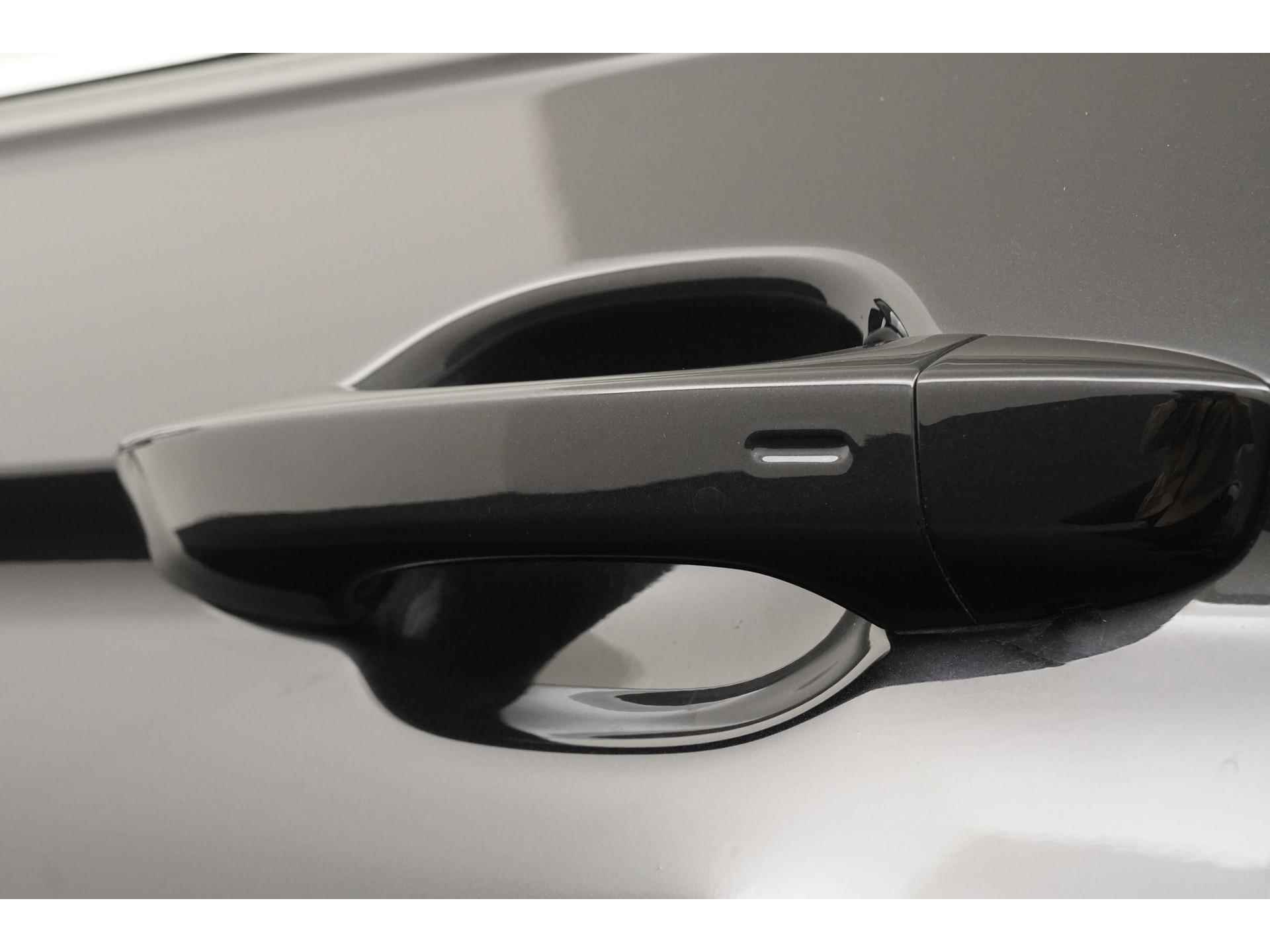 Volkswagen Tiguan 1.4 TSI eHybrid R-Line | Camera | Matrix LED | Elek klep | Carplay | Zondag Open! - 29/44
