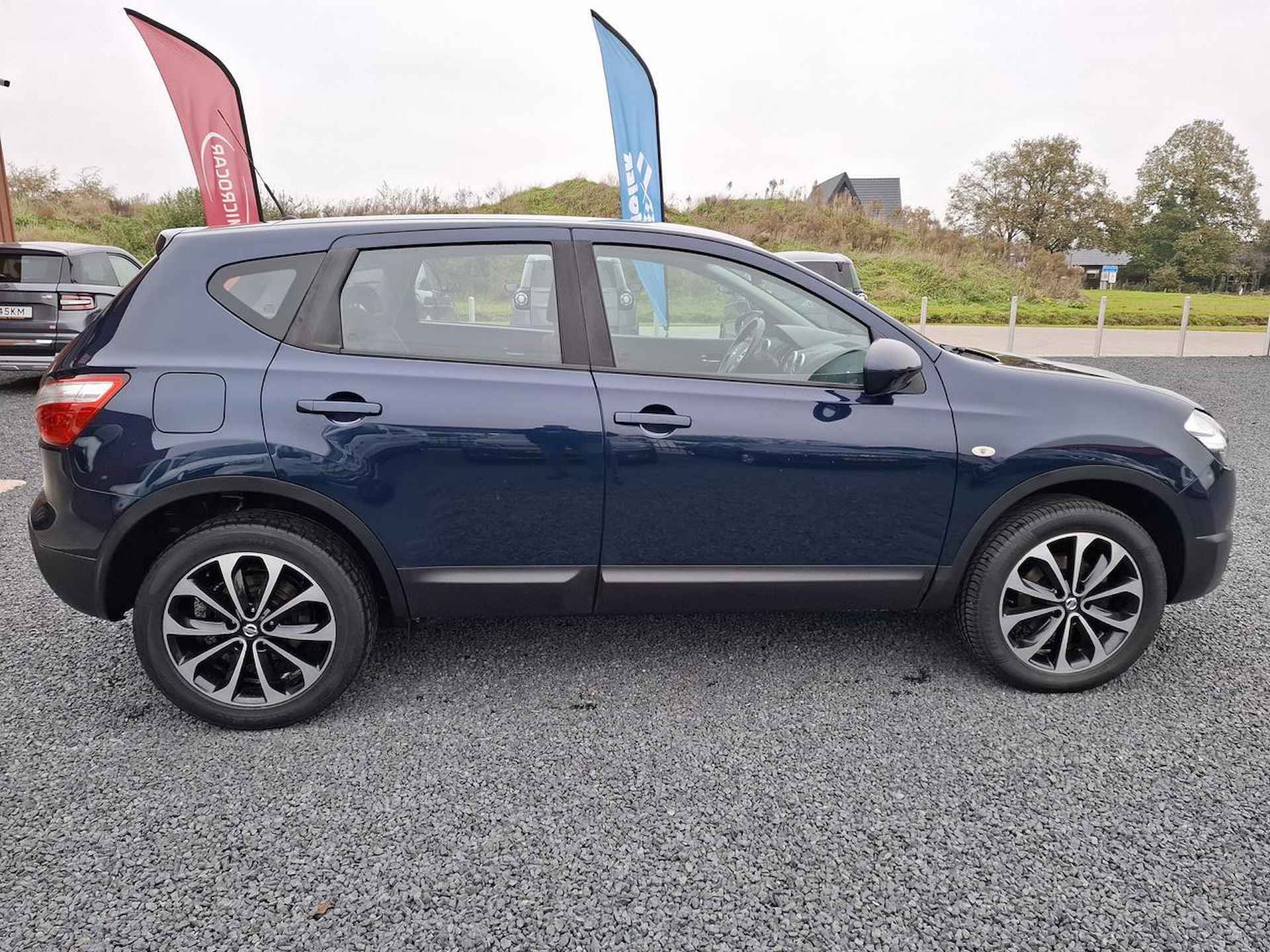 Nissan QASHQAI 2.0 CONNECT EDITION AUTOMAAT - 5/23