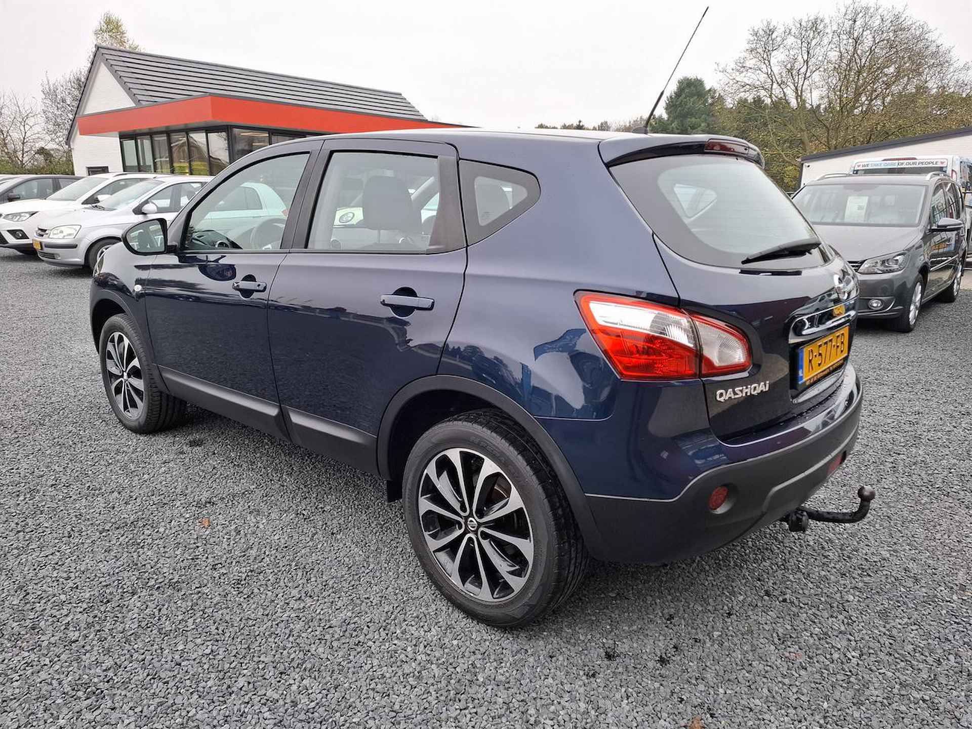 Nissan QASHQAI 2.0 CONNECT EDITION AUTOMAAT - 8/23