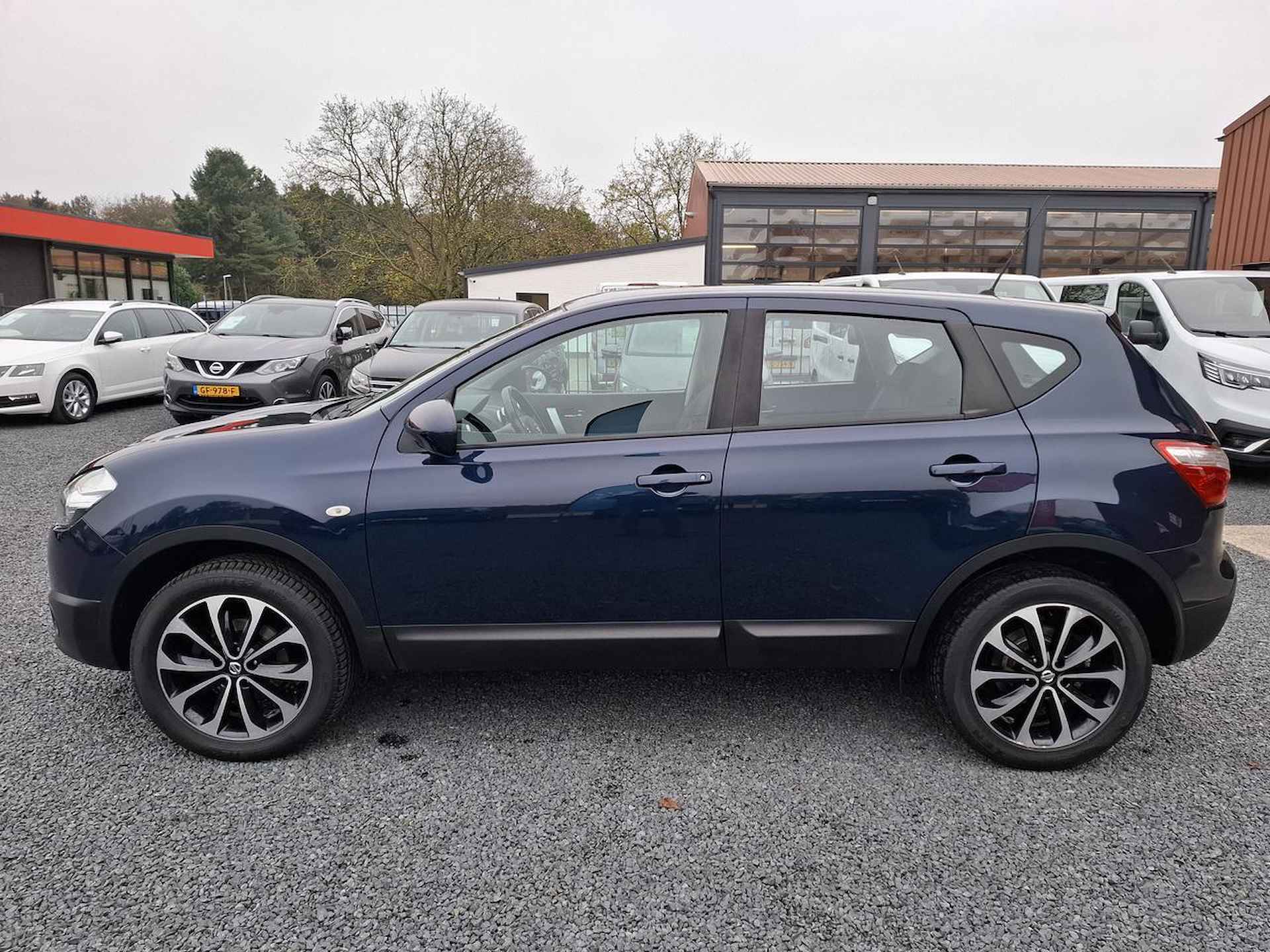 Nissan QASHQAI 2.0 CONNECT EDITION AUTOMAAT - 9/23