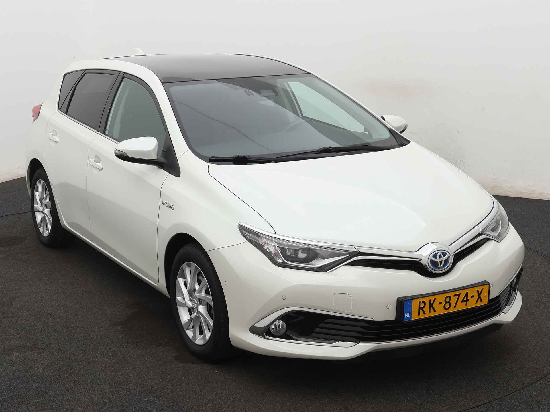 Toyota Auris 1.8 Hybrid Executive | Panoramadak | - 30/45