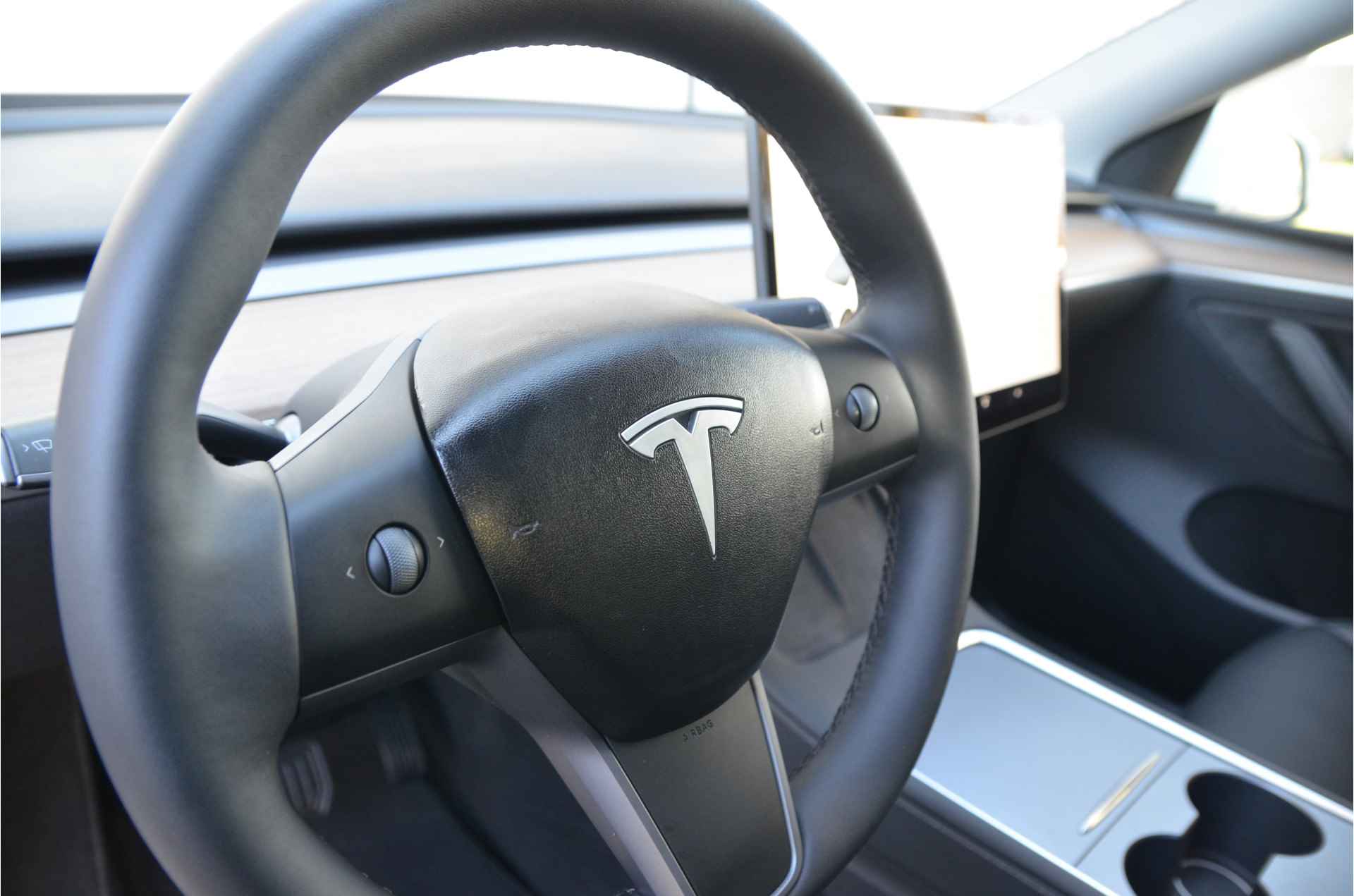 Tesla Model Y RWD 58 kWh AutoPilot, Warmtepomp, LFP accu dus 100% Opladen - 15/34