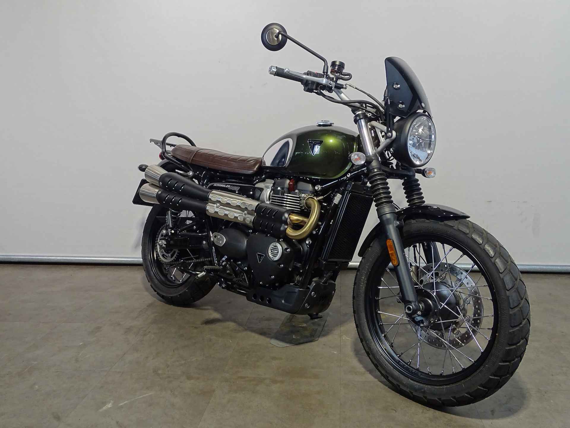 Triumph SCRAMBLER 900 CHROME EDITION - 8/9