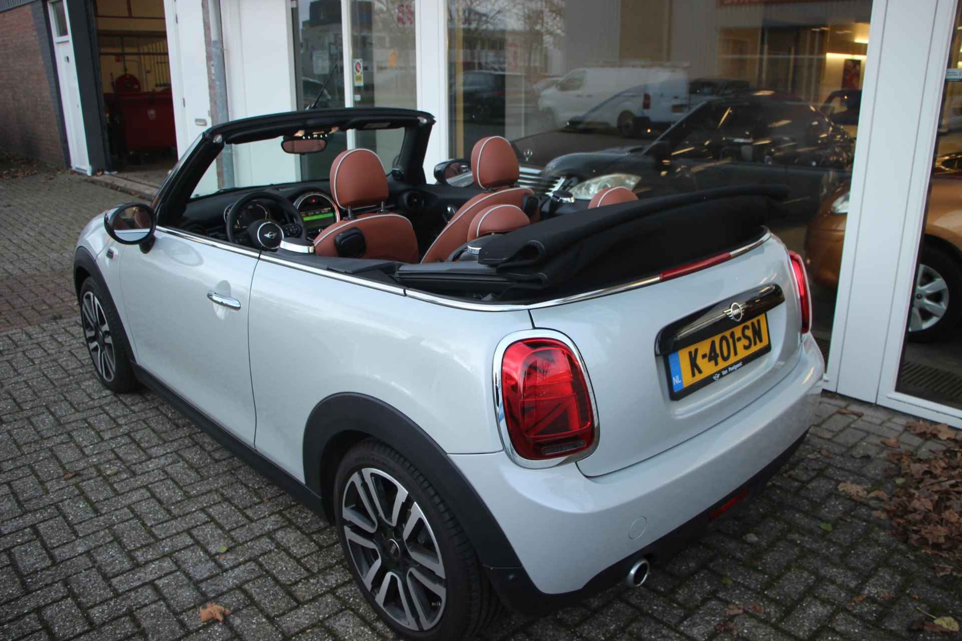 Mini Mini Cabrio 1.5 Cooper Sidewalk Edition - 4/32