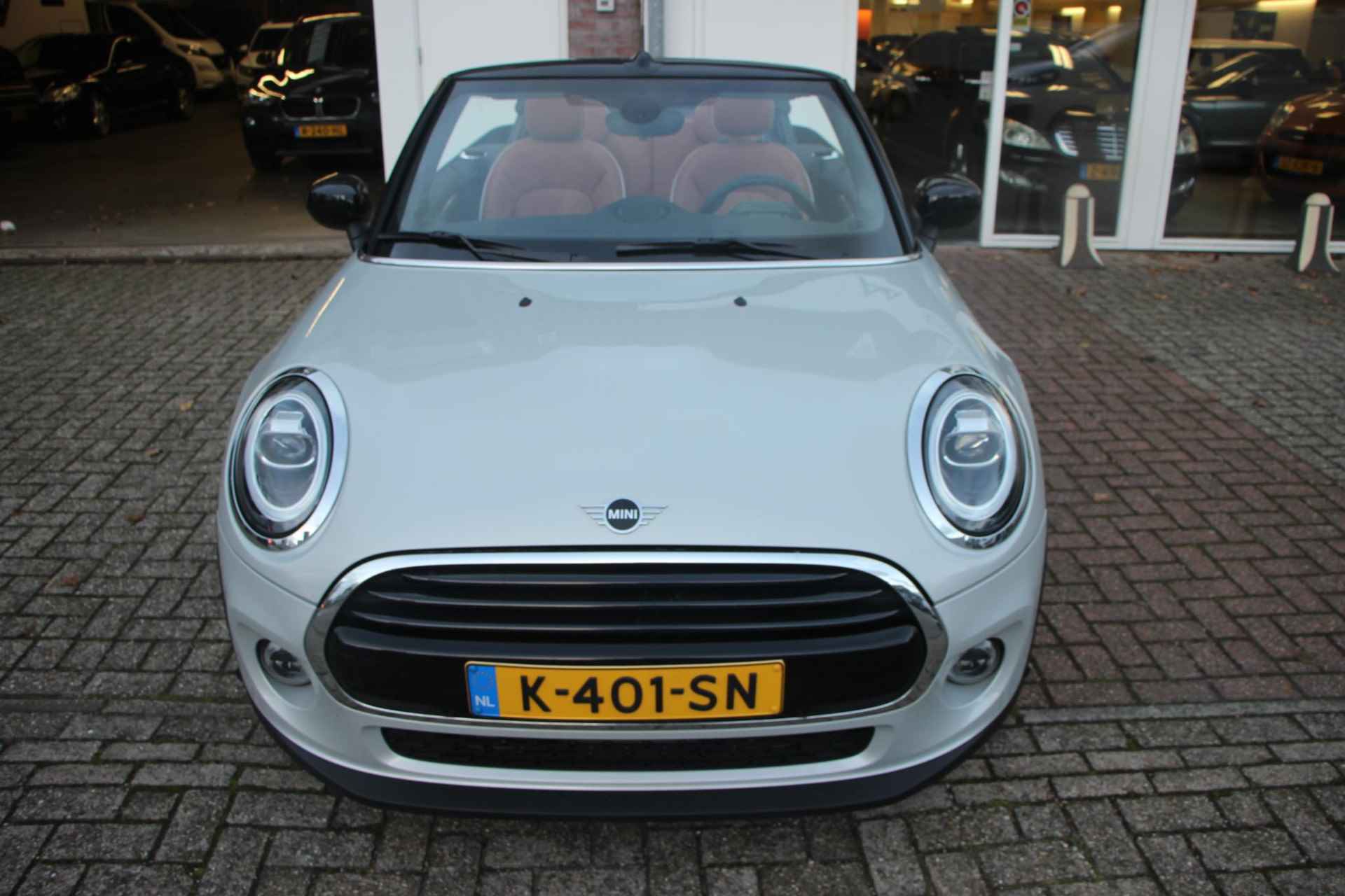 Mini Mini Cabrio 1.5 Cooper Sidewalk Edition - 21/32