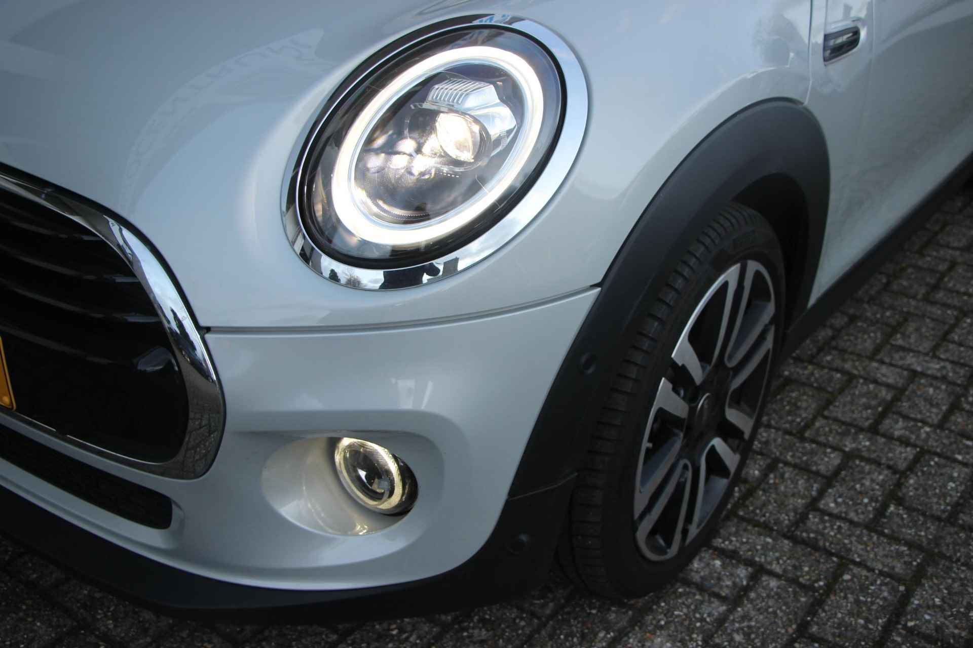 Mini Mini Cabrio 1.5 Cooper Sidewalk Edition - 29/32