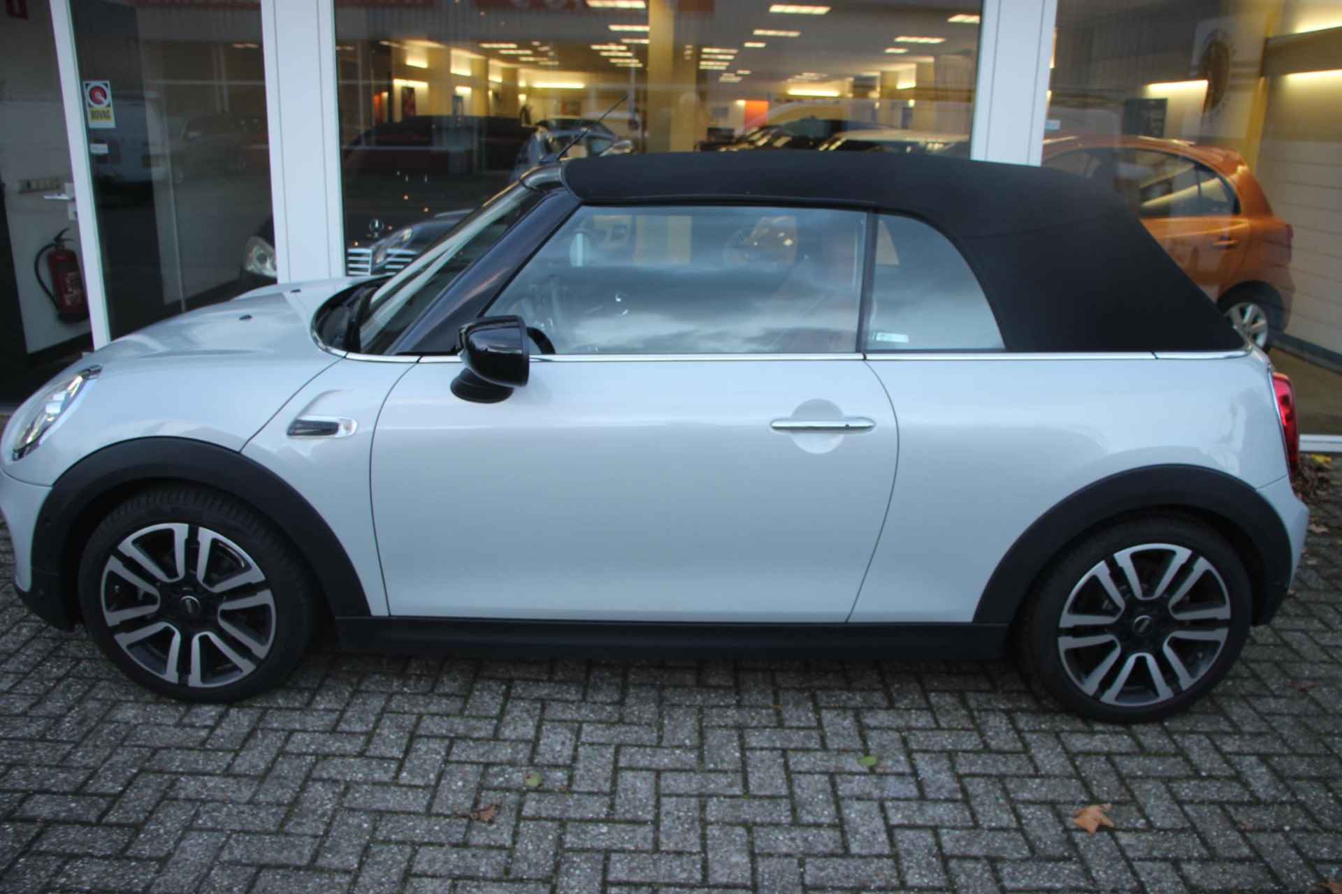 Mini Mini Cabrio 1.5 Cooper Sidewalk Edition - 30/32