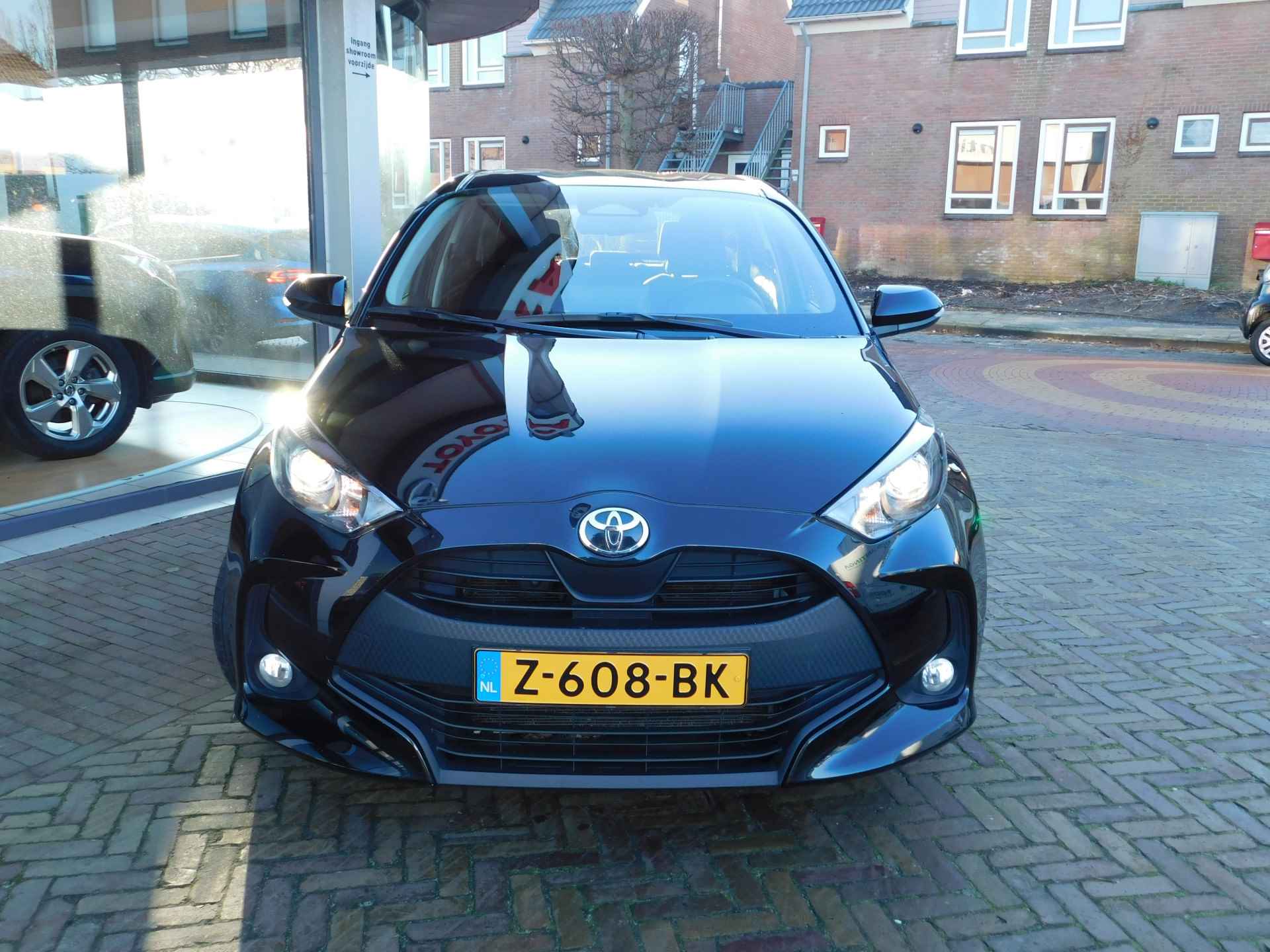 Toyota Yaris 1.5 Hybrid 115 Active | Achteruitrijcamera | LM Velgen | - 12/51