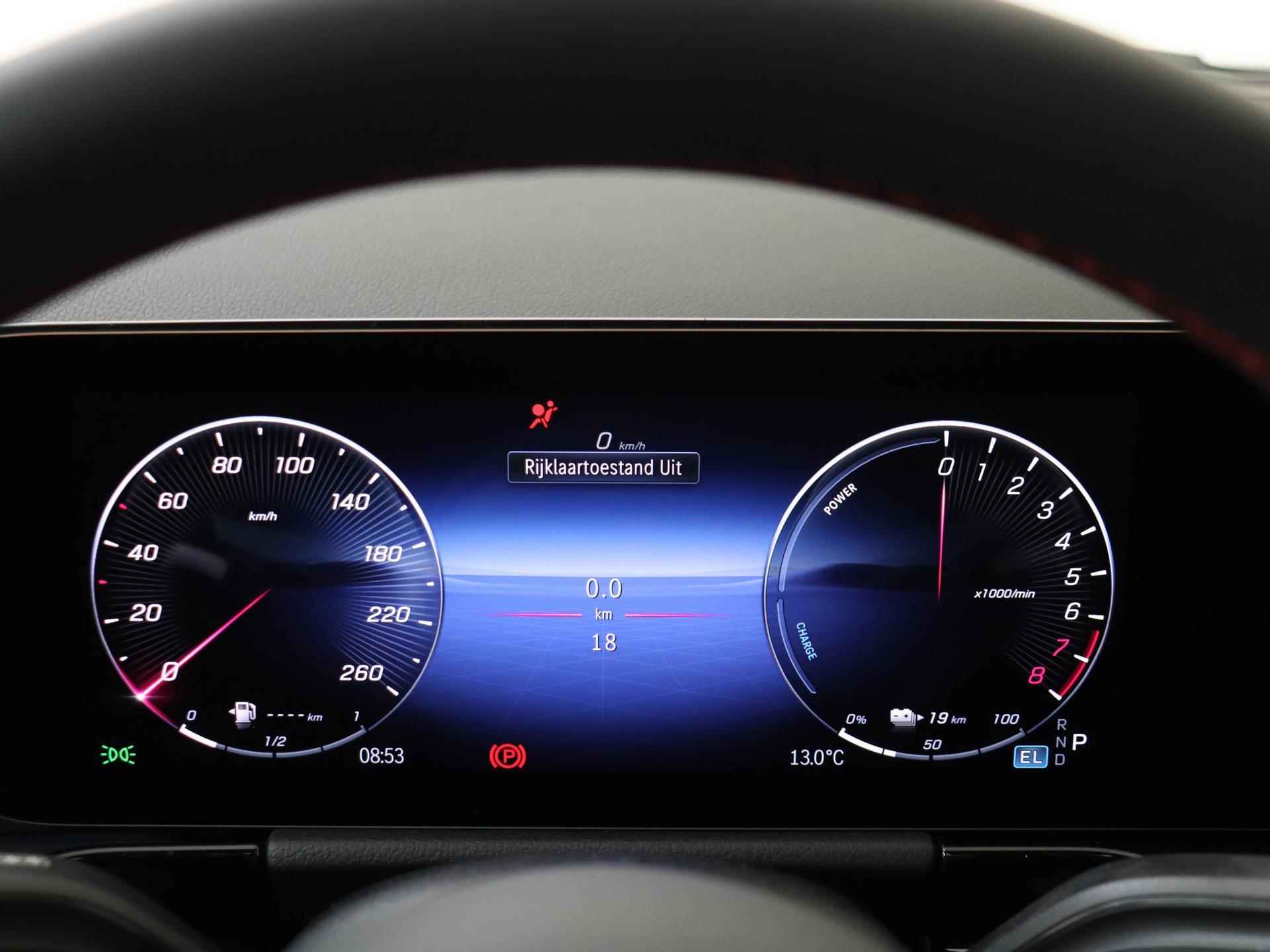 Mercedes-Benz GLA-klasse 250e AMG Line - Carplay - Premium Plus - Head-up Display - 360 graden camera - 19/35