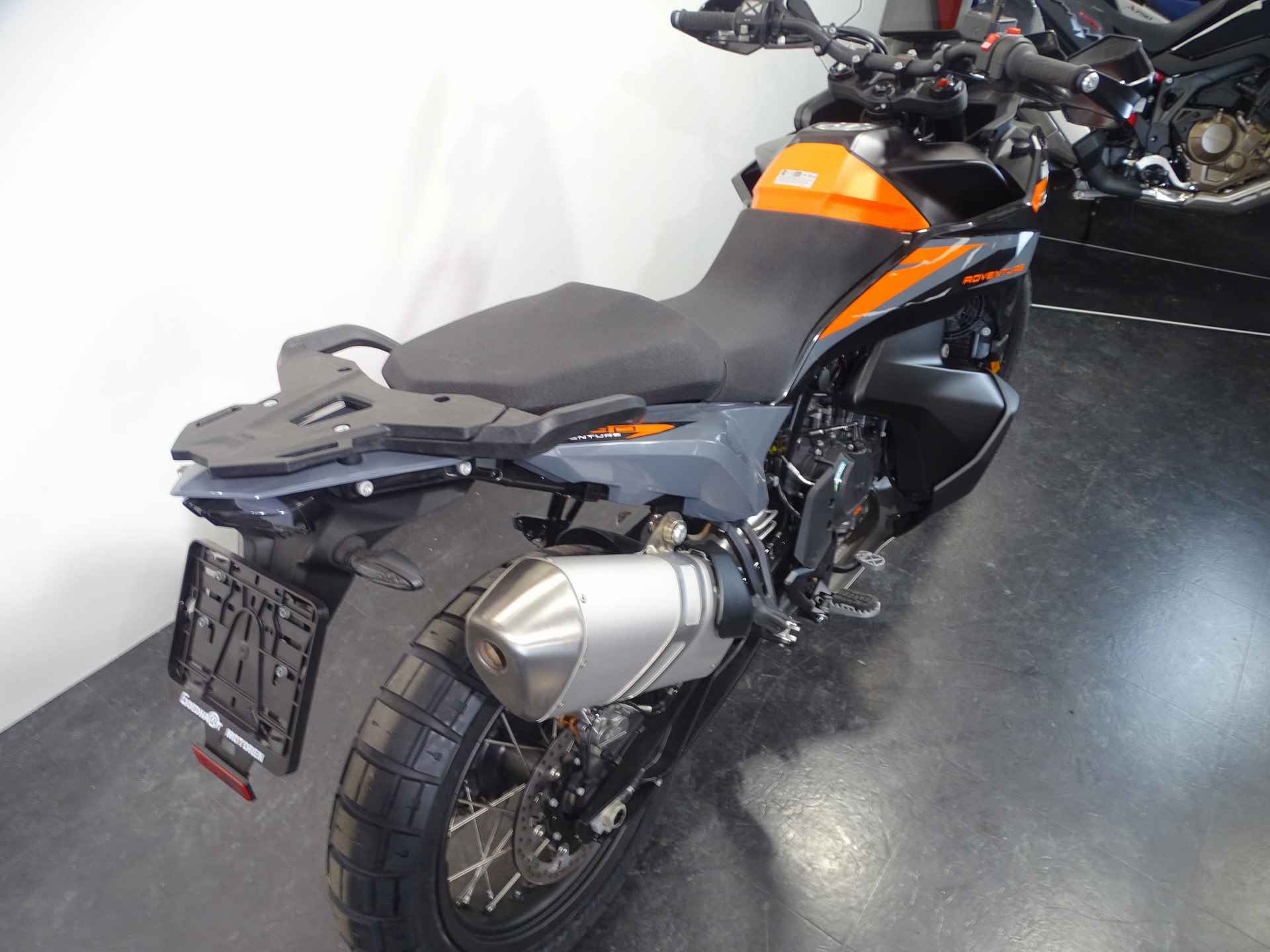 KTM 890 ADVENTURE - 3/7