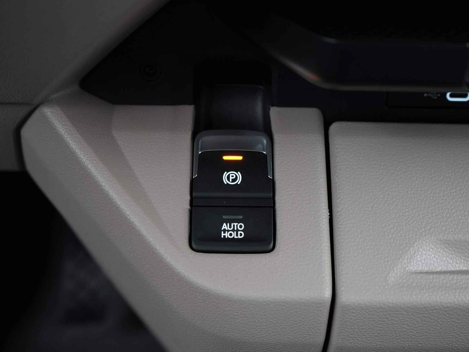 Volkswagen Multivan 1.4 eHybrid L2H1 Life / Sensoren/ Carplay / Trekhaak - 27/49