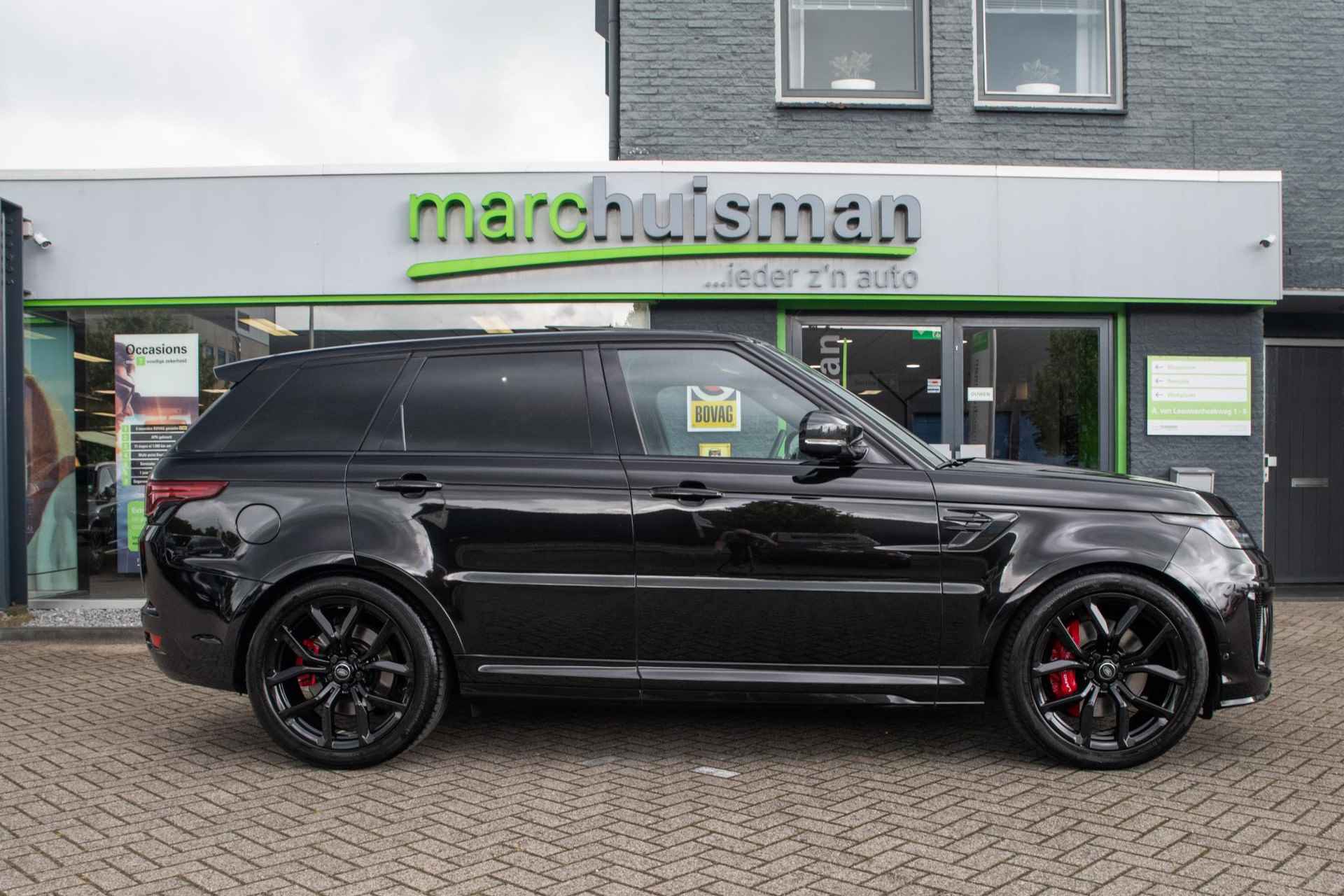 Land Rover Range Rover Sport 5.0 V8 SC SVR / CARBON EDITION / NWPRS 225K / PANODAK - 3/54