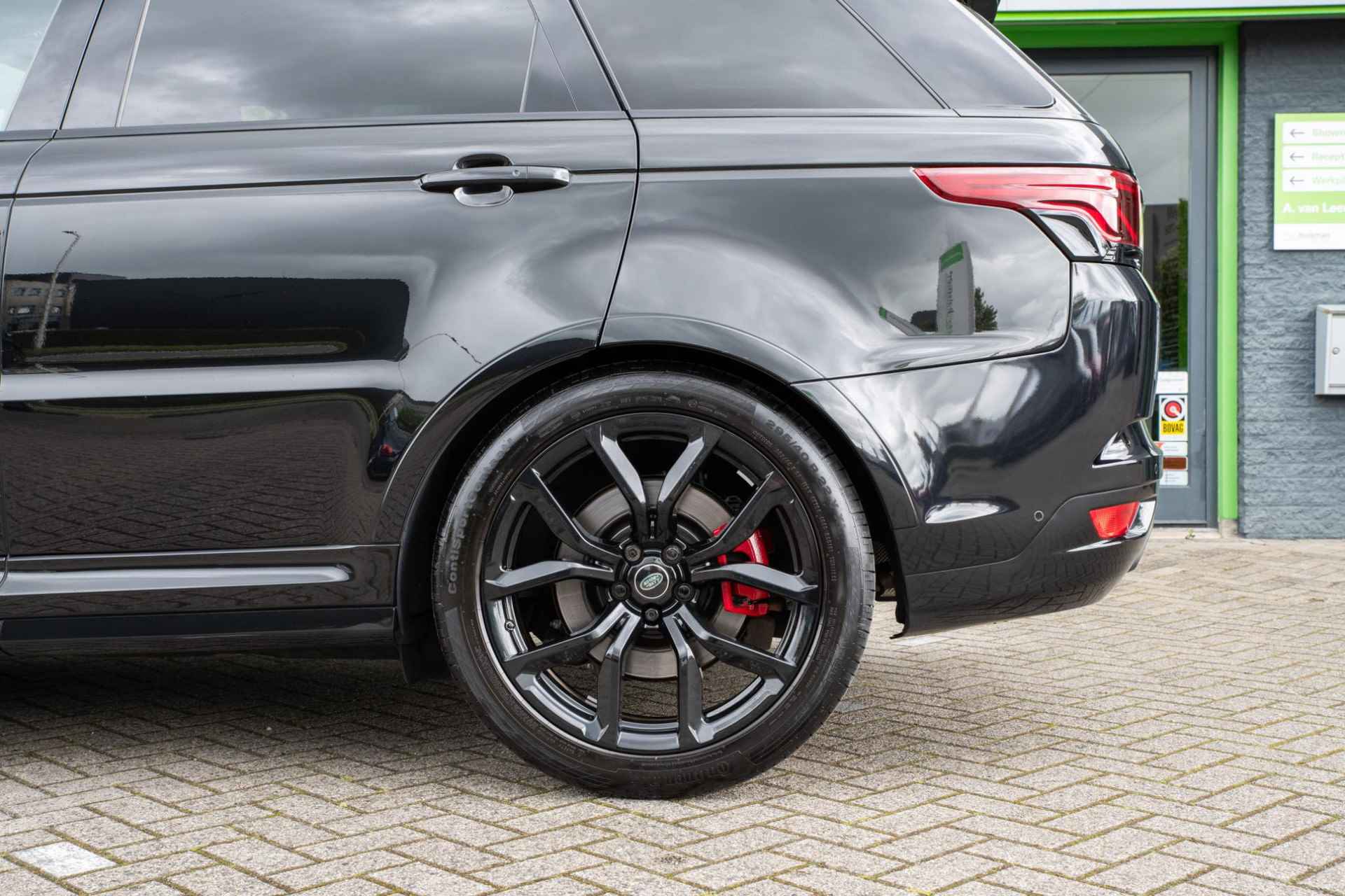 Land Rover Range Rover Sport 5.0 V8 SC SVR / CARBON EDITION / NWPRS 225K / PANODAK - 19/54