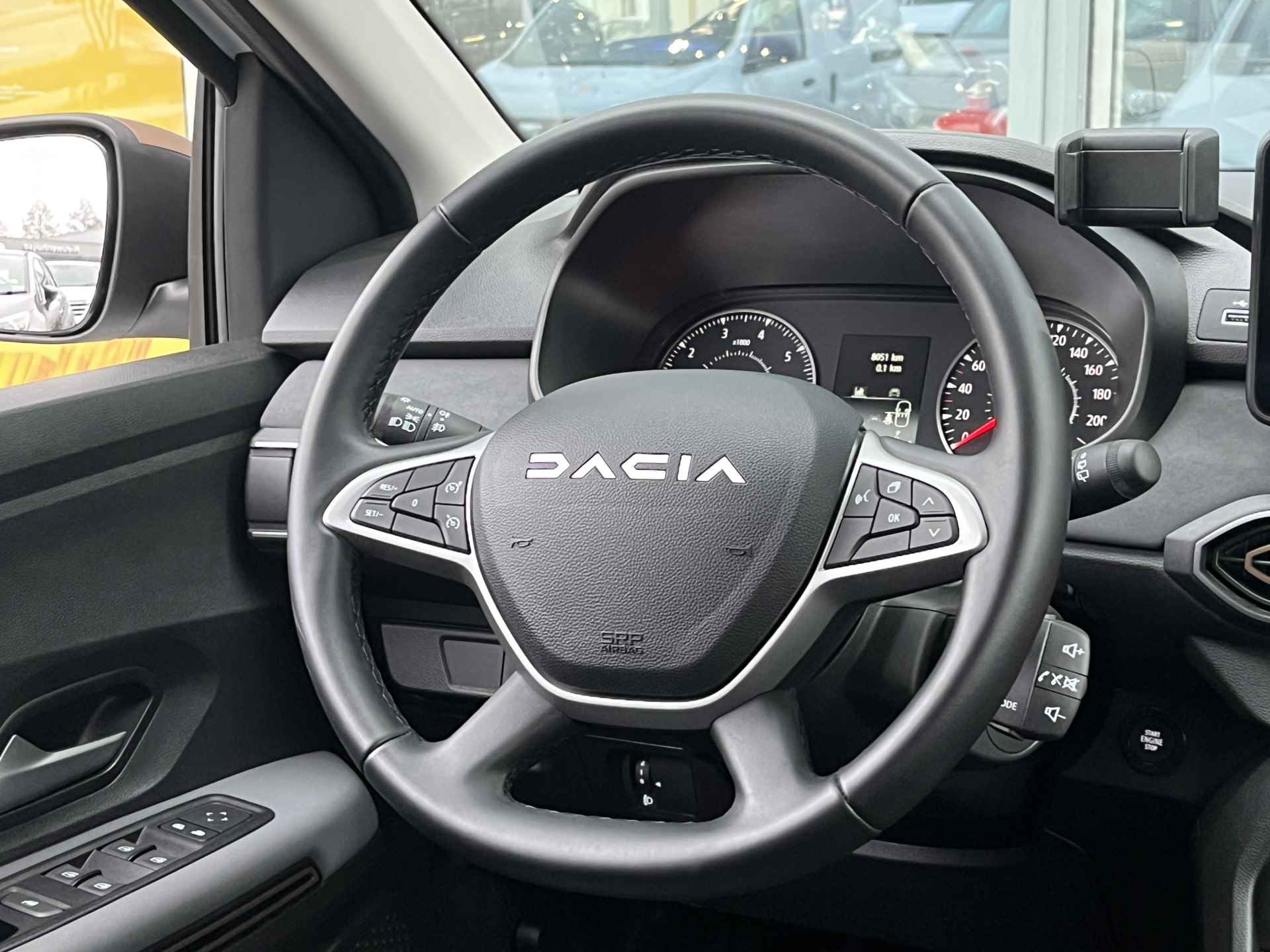 Dacia Jogger 1.0 TCe 110 Extreme 7 persoons. | Navigatie by Apple CarPlay/Android Auto | Camera | Dodehoek | Climate Control | Stoelverwarmin - 17/49