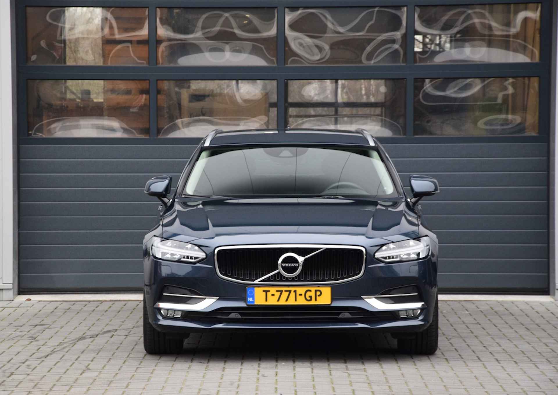 Volvo V90 2.0 T4 Inscription - 8/26