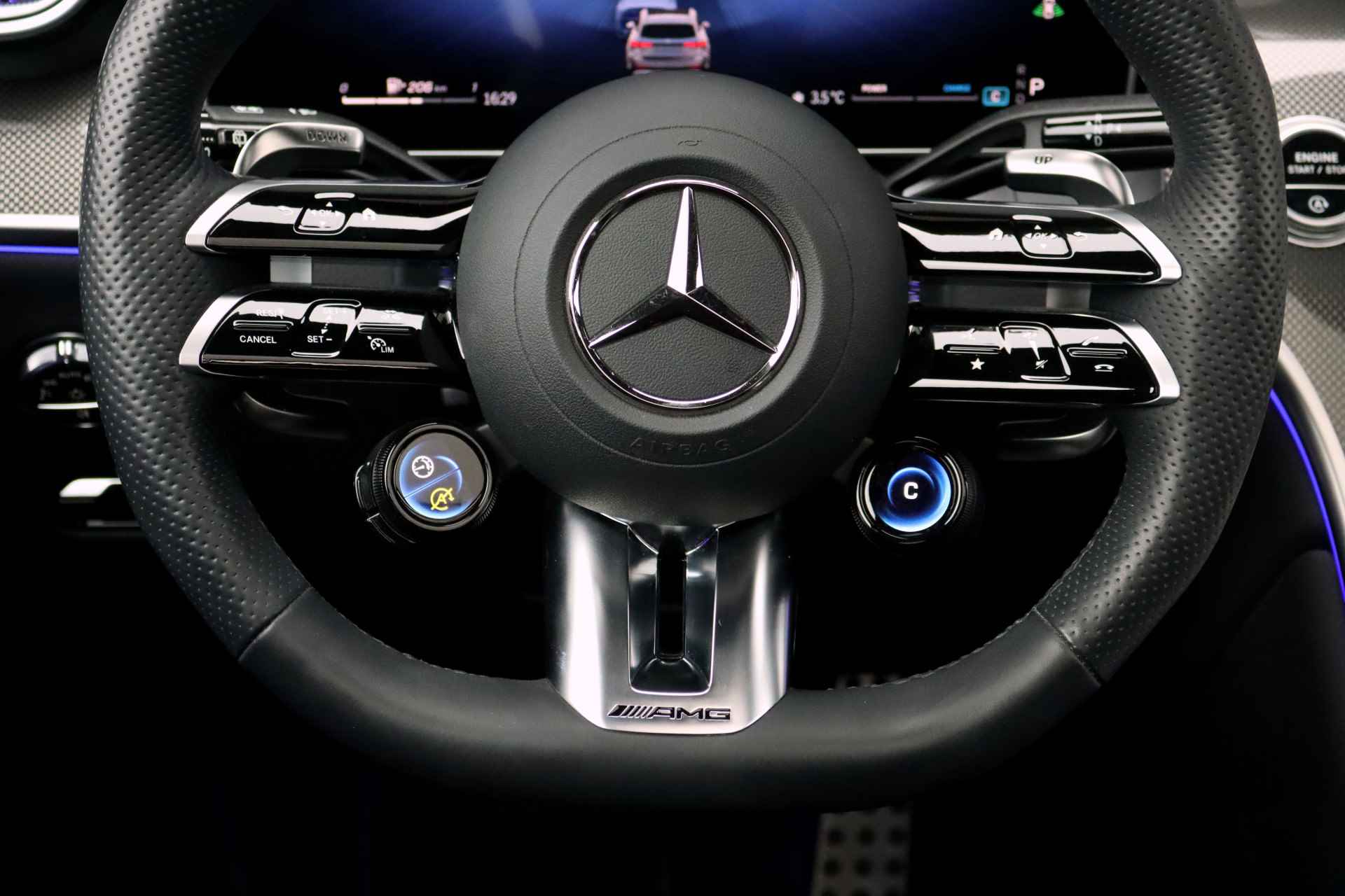 Mercedes-Benz GLC AMG 43 4MATIC+ Premium Aut9 | AMG Drive Unit | Distronic+ | Trekhaak | Memory | Digital Light | Panoramadak | Standkachel | Keyless Go | Surround Camera | Stoelverwarming Achter | - 30/46