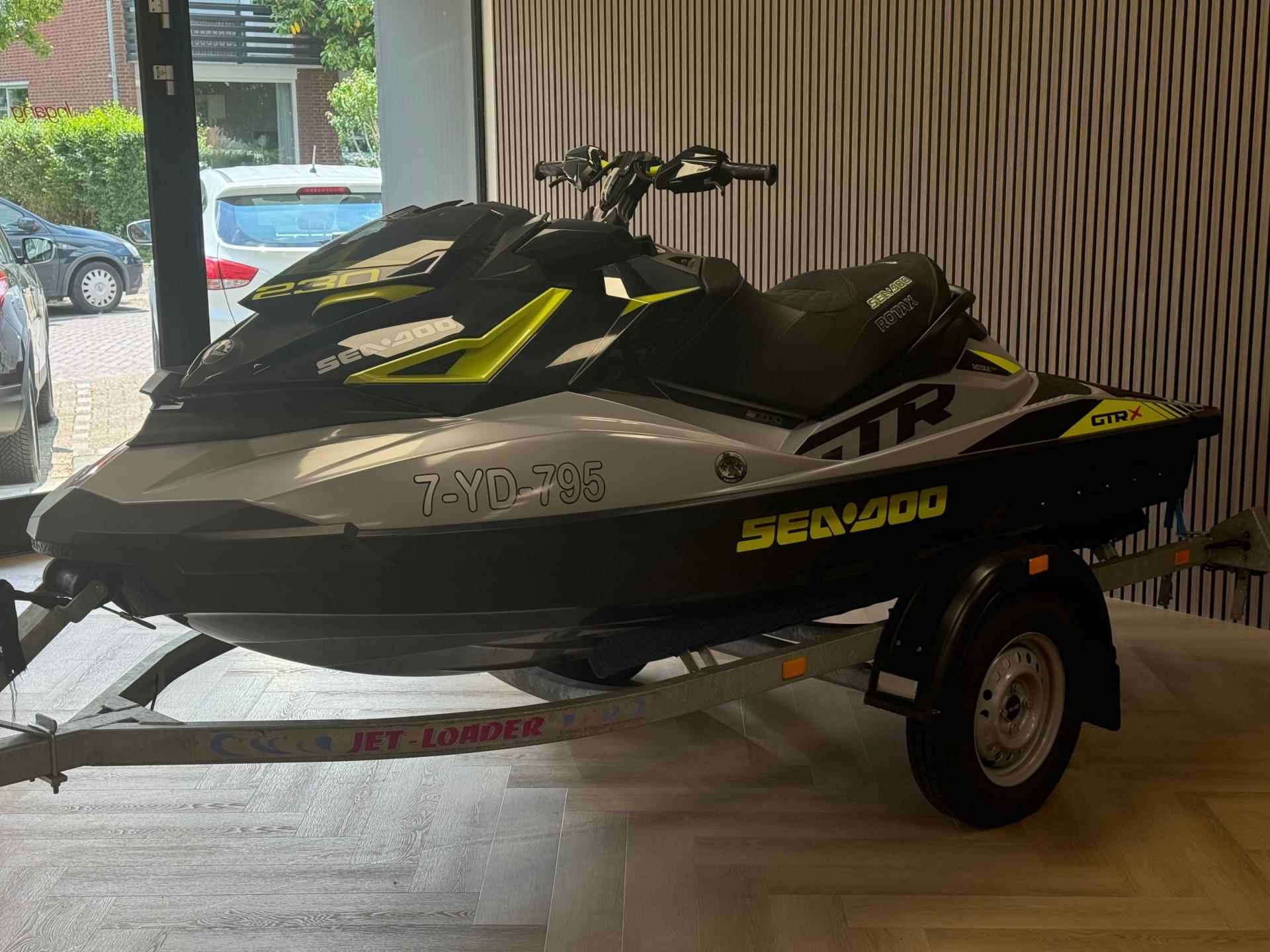 Sea-doo GTR-X 230 Jetski 230PK met jetloader trailer - 6/22