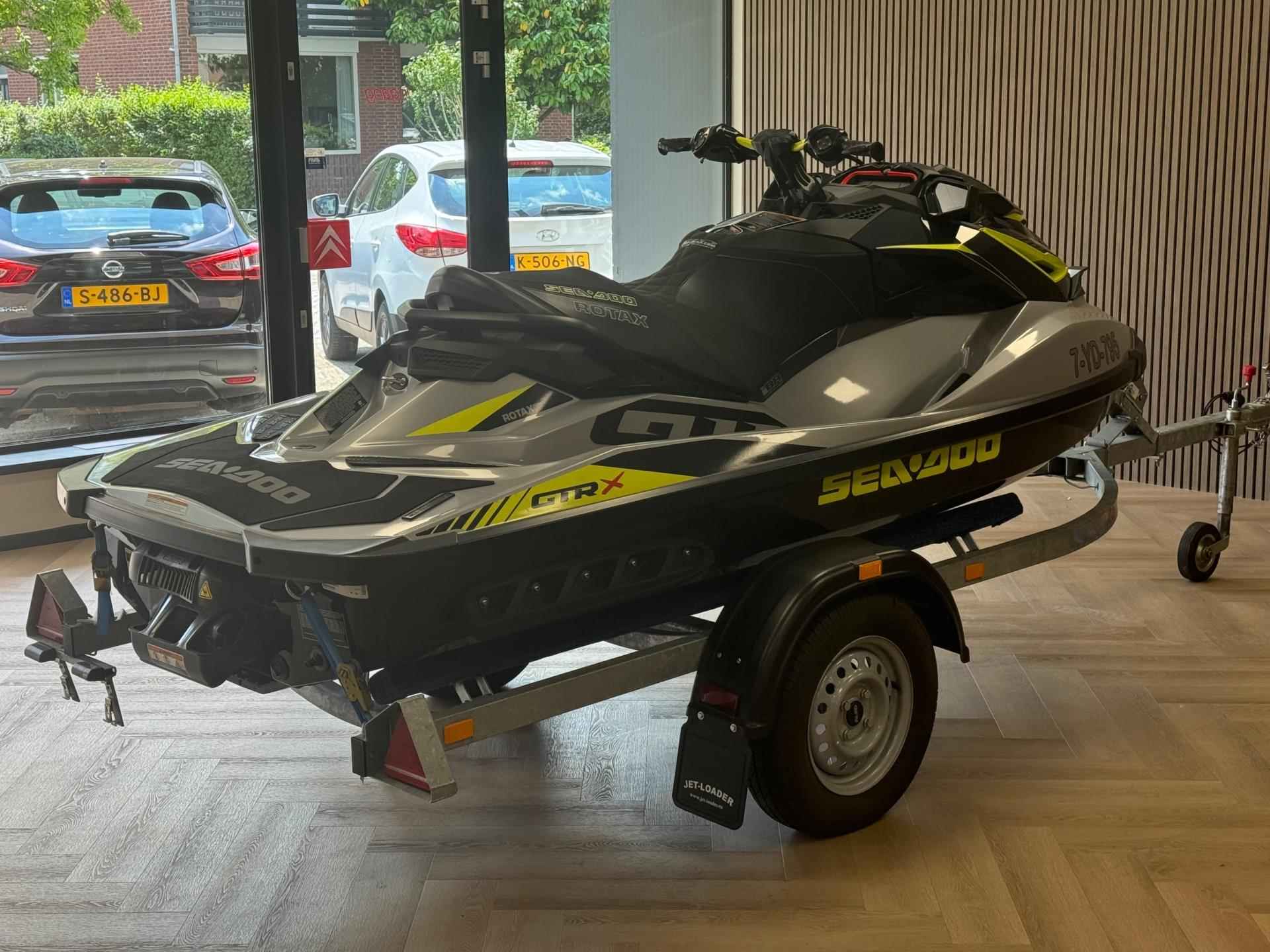 Sea-doo GTR-X 230 Jetski 230PK met jetloader trailer - 9/22