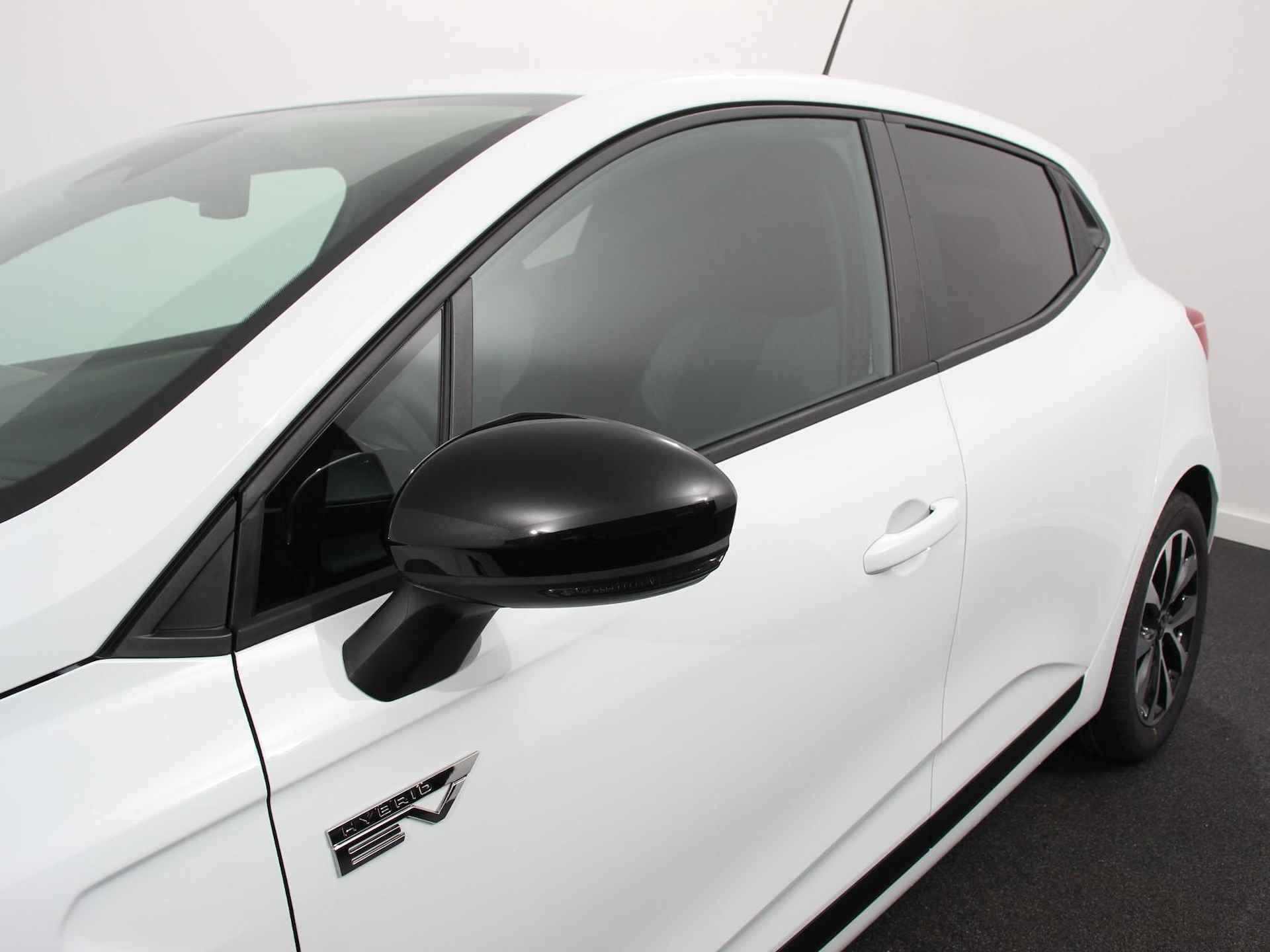 Mitsubishi Colt 1.6 HEV Automaat Intense | Navigatie | d.m.v. Apple Carplay/Android Auto | Camera | Climate Control | Cruise Control | Lichtmetalen velgen | Extra Getint Glas | Digitale Cockpit - 29/41