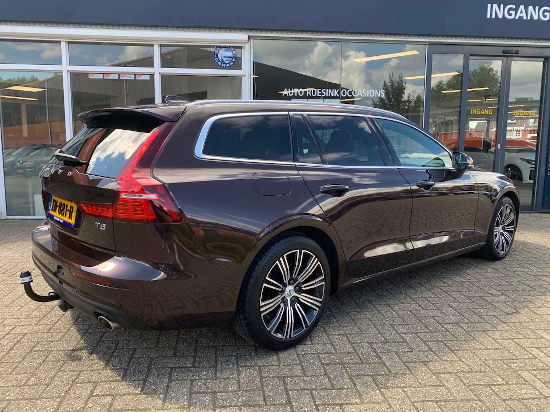 VOLVO V60 2.0 T5 INSCRIPTION - 9/45