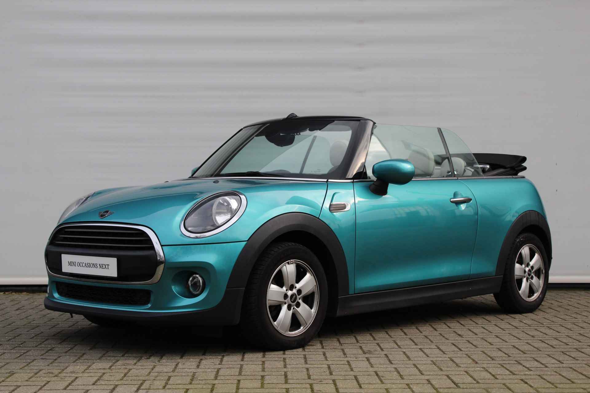 MINI Cabrio One / Comfortstoelen / Apple CarPlay / Navigatie / Cruise Control / Airconditioning / Leder - 7/29