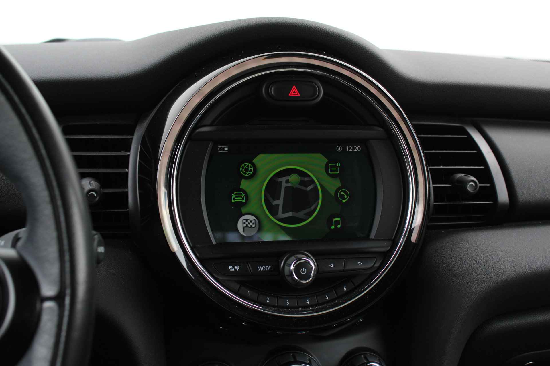 MINI Cabrio One / Comfortstoelen / Apple CarPlay / Navigatie / Cruise Control / Airconditioning / Leder - 18/29