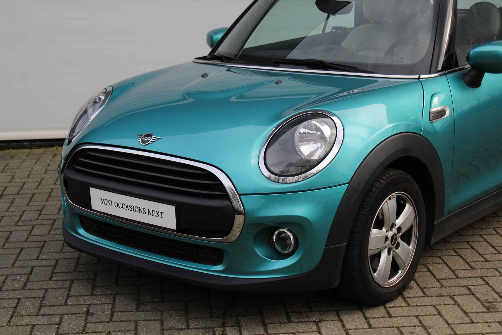 MINI Cabrio One / Comfortstoelen / Apple CarPlay / Navigatie / Cruise Control / Airconditioning / Leder - 25/29