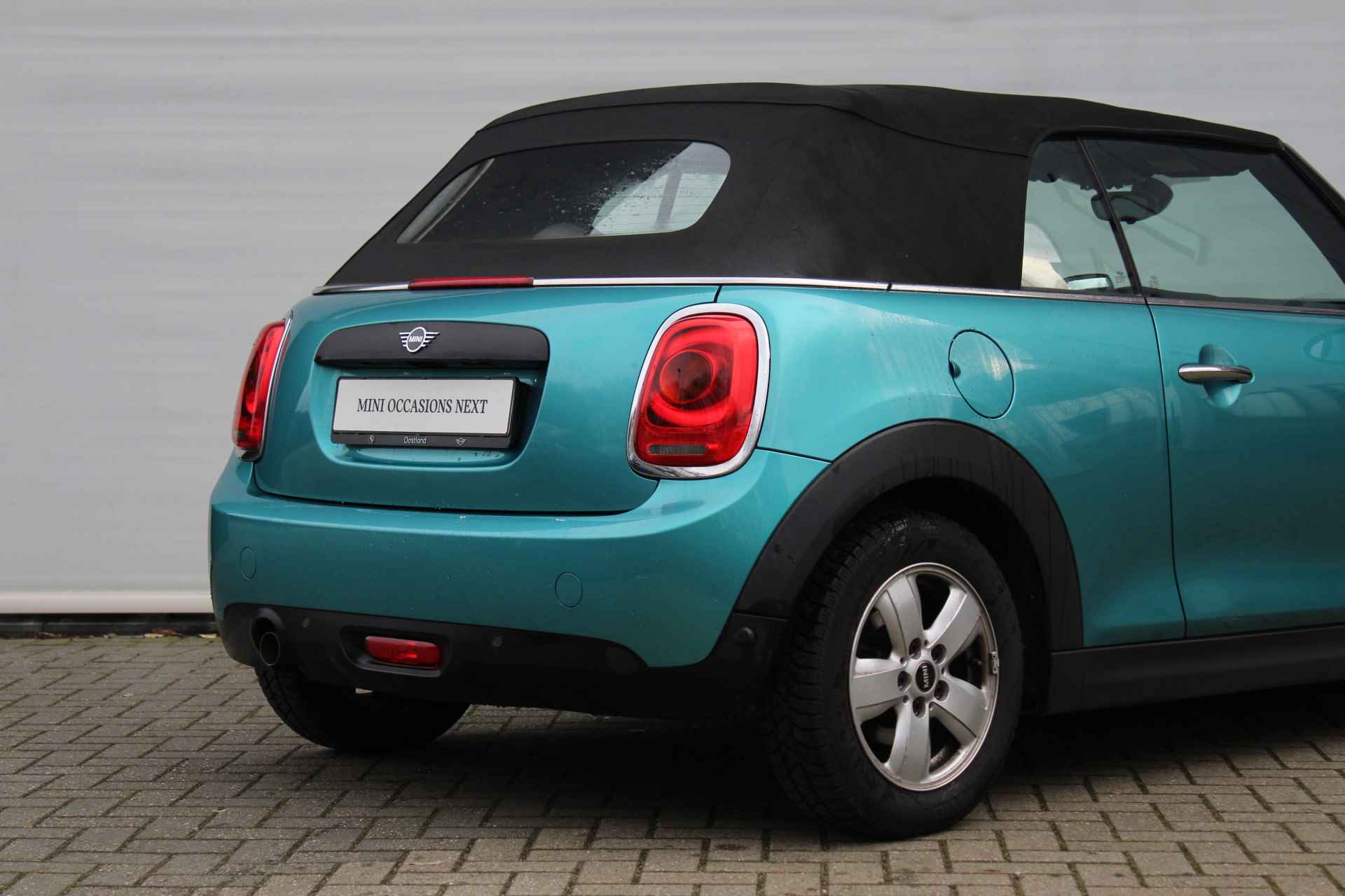 MINI Cabrio One / Comfortstoelen / Apple CarPlay / Navigatie / Cruise Control / Airconditioning / Leder - 26/29