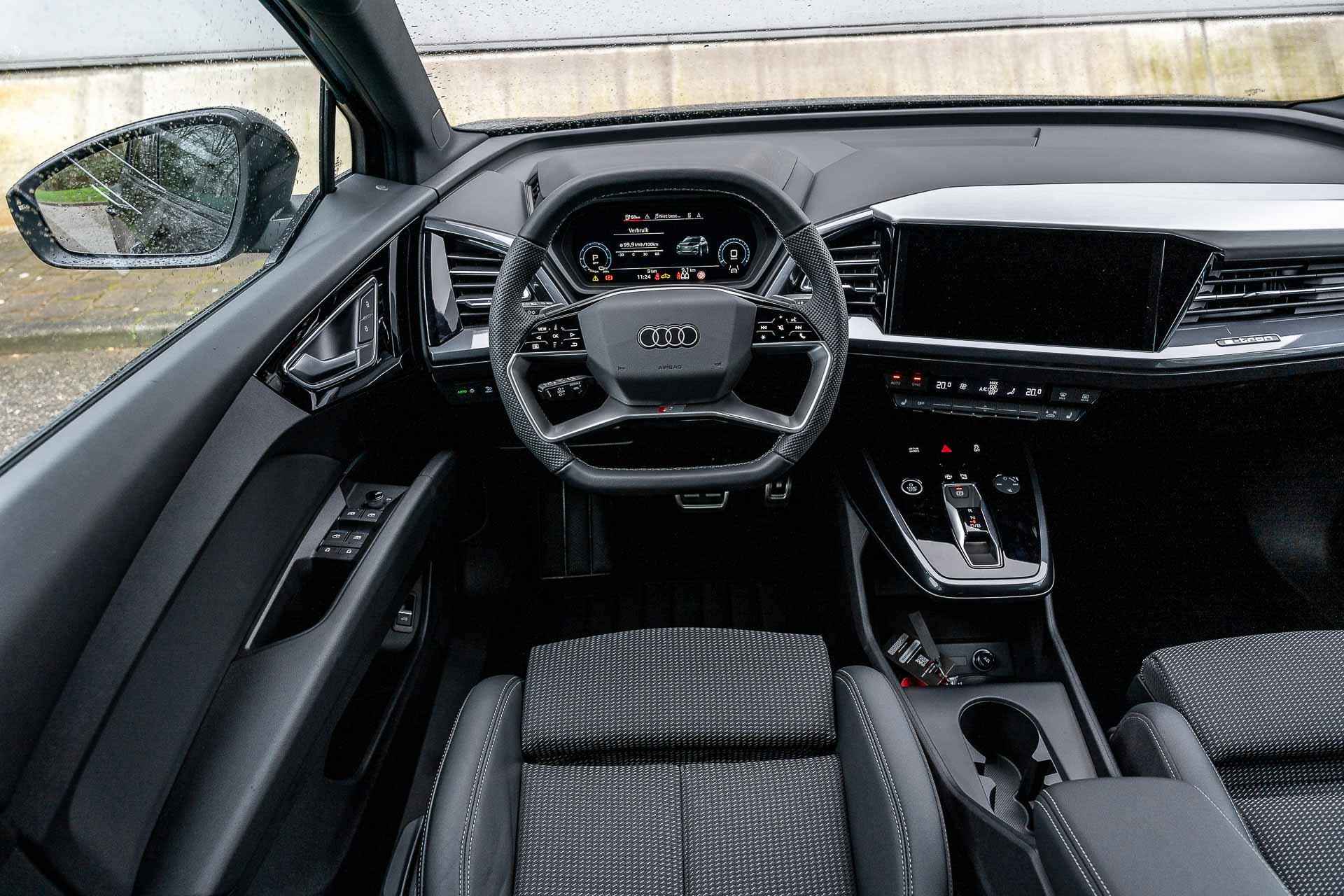 Audi Q4 e-tron 45 286pk S Edition 82 kWh | Assistentie Pakket Plus | Achteruitrijcamera - 18/48