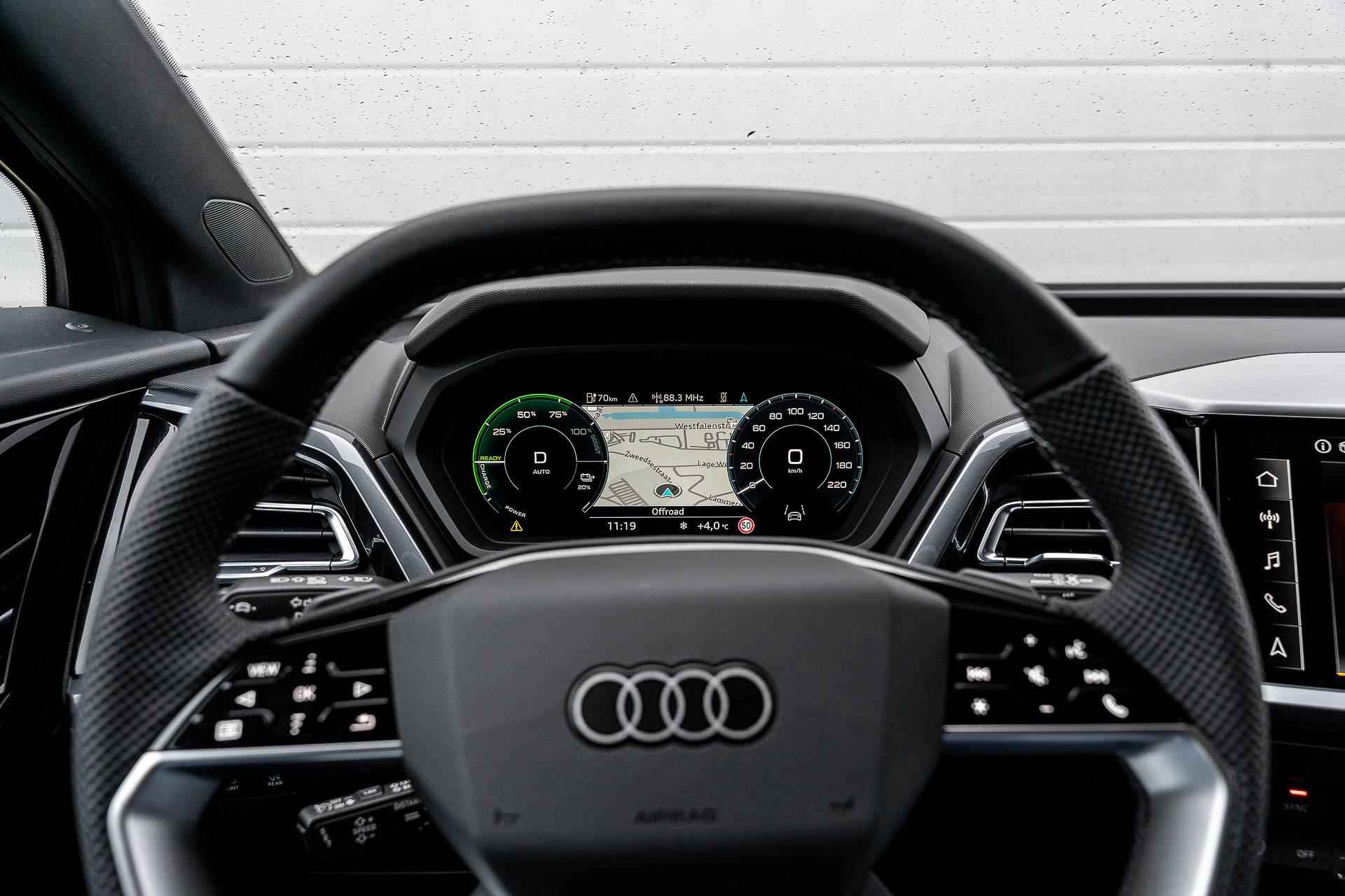 Audi Q4 e-tron 45 286pk S Edition 82 kWh | Assistentie Pakket Plus | Achteruitrijcamera - 20/48