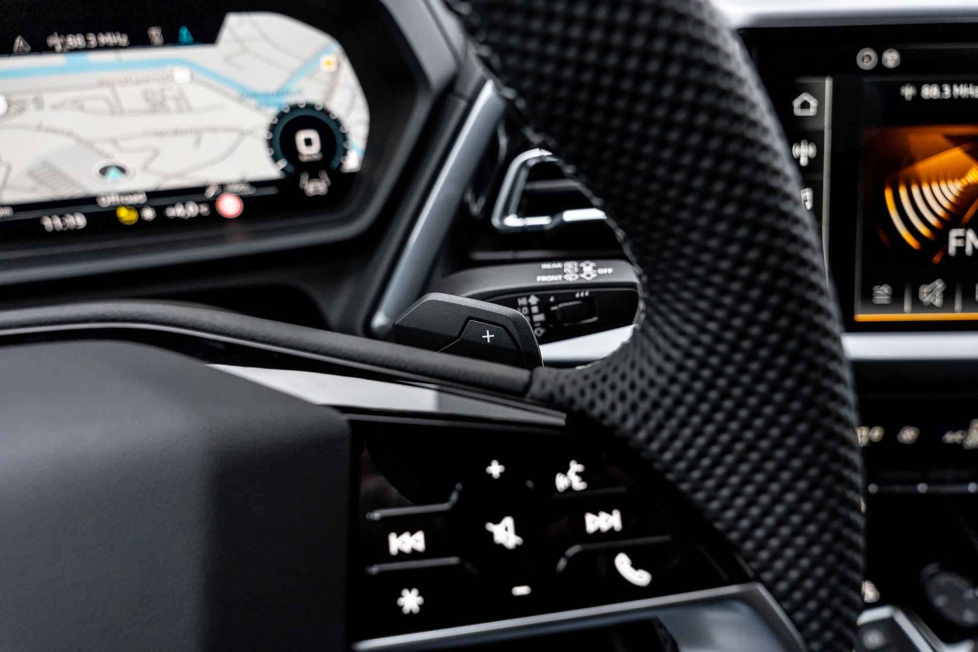 Audi Q4 e-tron 45 286pk S Edition 82 kWh | Assistentie Pakket Plus | Achteruitrijcamera - 45/48