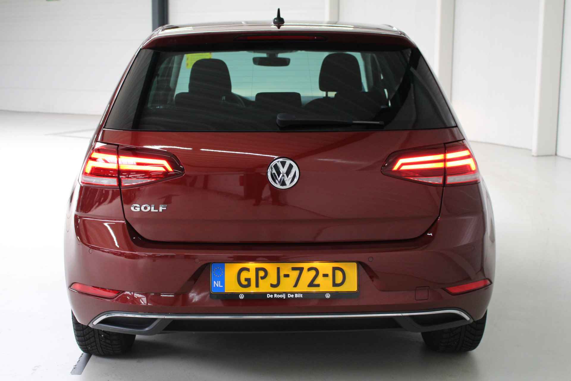 Volkswagen Golf 1.0 TSI Comfortline Join Navigatie | Lichtmetalen velgen | Climate Control | Stoelverwarming - 4/23