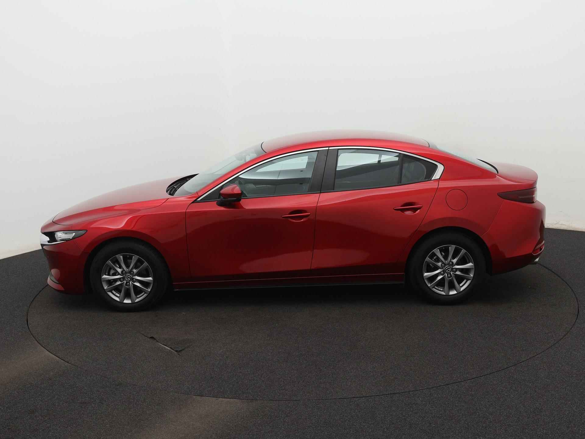 Mazda 3 1.8 SkyActiv-D 116 Comfort met Bose | Apple Carplay/Android Auto | Adaptieve Cruise Control | Lederen Bekleding | DAB | Stoel Verwarming | Stoel Verwarming | 12 Maanden BOVAG Garantie | - 2/22