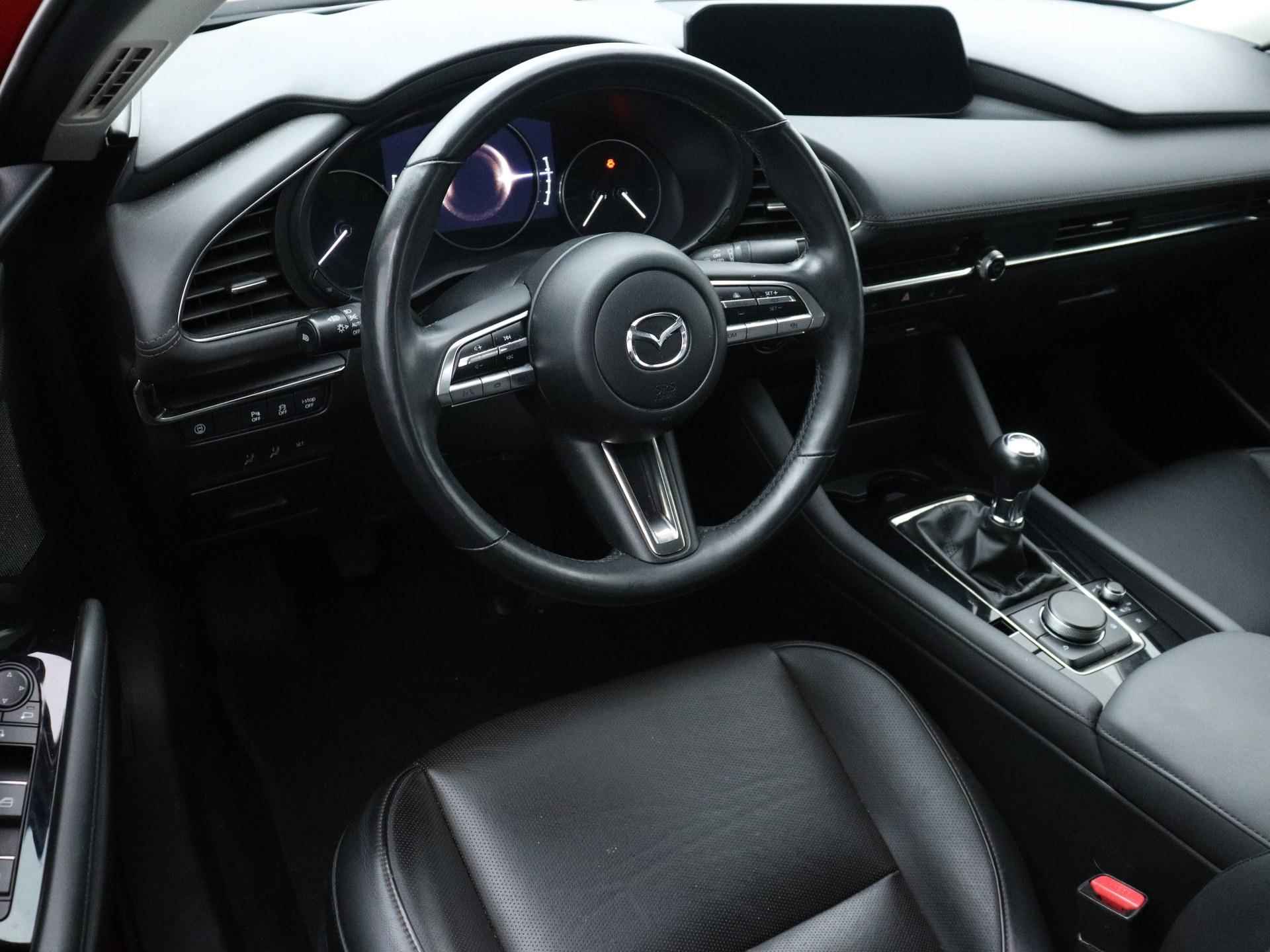 Mazda 3 1.8 SkyActiv-D 116 Comfort met Bose | Apple Carplay/Android Auto | Adaptieve Cruise Control | Lederen Bekleding | DAB | Stoel Verwarming | Stoel Verwarming | 12 Maanden BOVAG Garantie | - 3/22