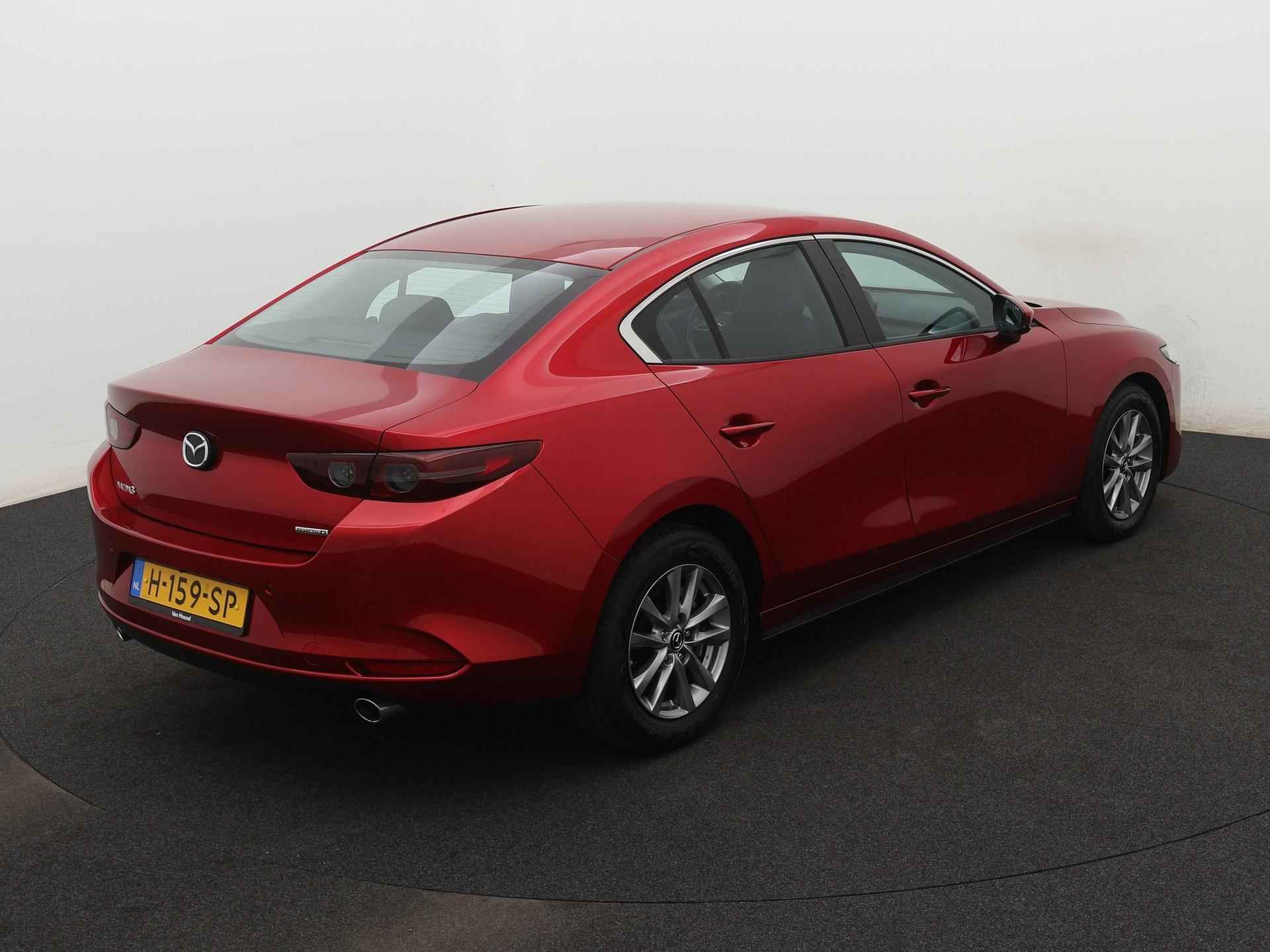 Mazda 3 1.8 SkyActiv-D 116 Comfort met Bose | Apple Carplay/Android Auto | Adaptieve Cruise Control | Lederen Bekleding | DAB | Stoel Verwarming | Stoel Verwarming | 12 Maanden BOVAG Garantie | - 7/22