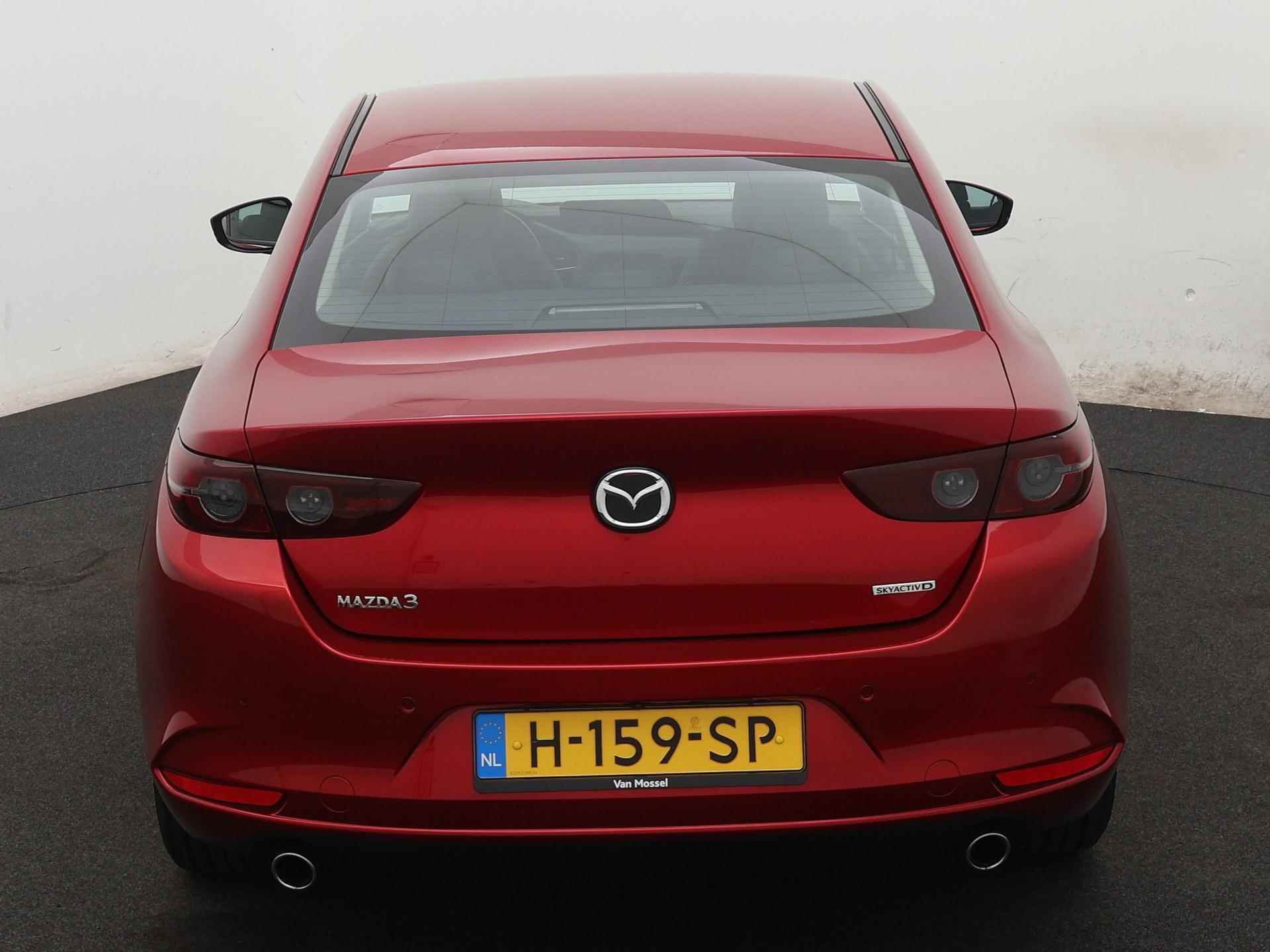 Mazda 3 1.8 SkyActiv-D 116 Comfort met Bose | Apple Carplay/Android Auto | Adaptieve Cruise Control | Lederen Bekleding | DAB | Stoel Verwarming | Stoel Verwarming | 12 Maanden BOVAG Garantie | - 8/22