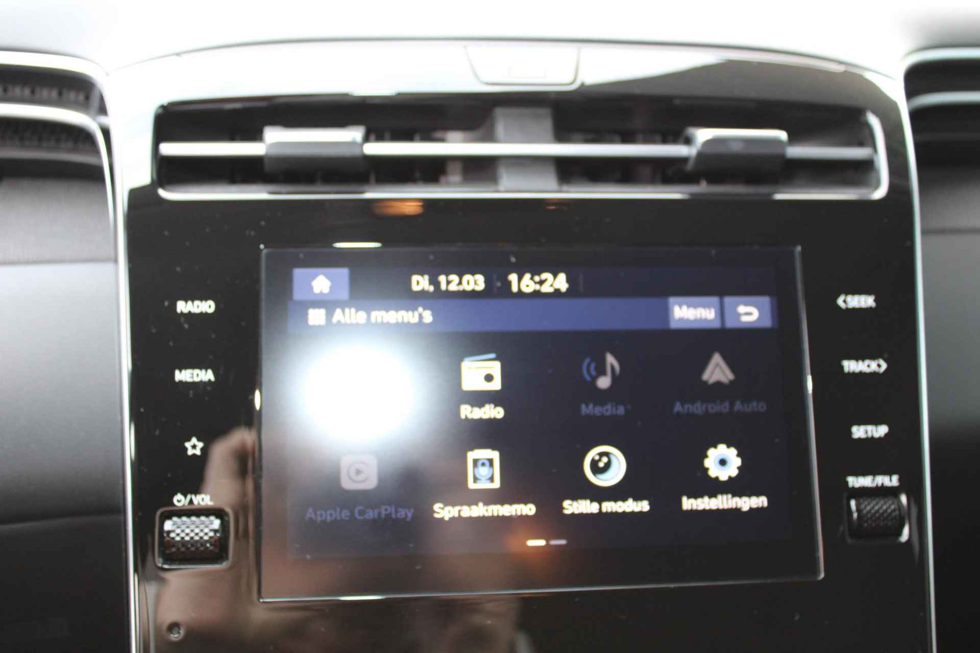 Hyundai Tucson 1.6 T-GDI 150 PK Automaat MHEV i-Motion | Adaptieve Cruise Control | Climate Control | Apple Carplay | DAB | 18 Inch Lichtmetalen Velgen | Stoelverwarming | Stuurwielverwarming - 21/27