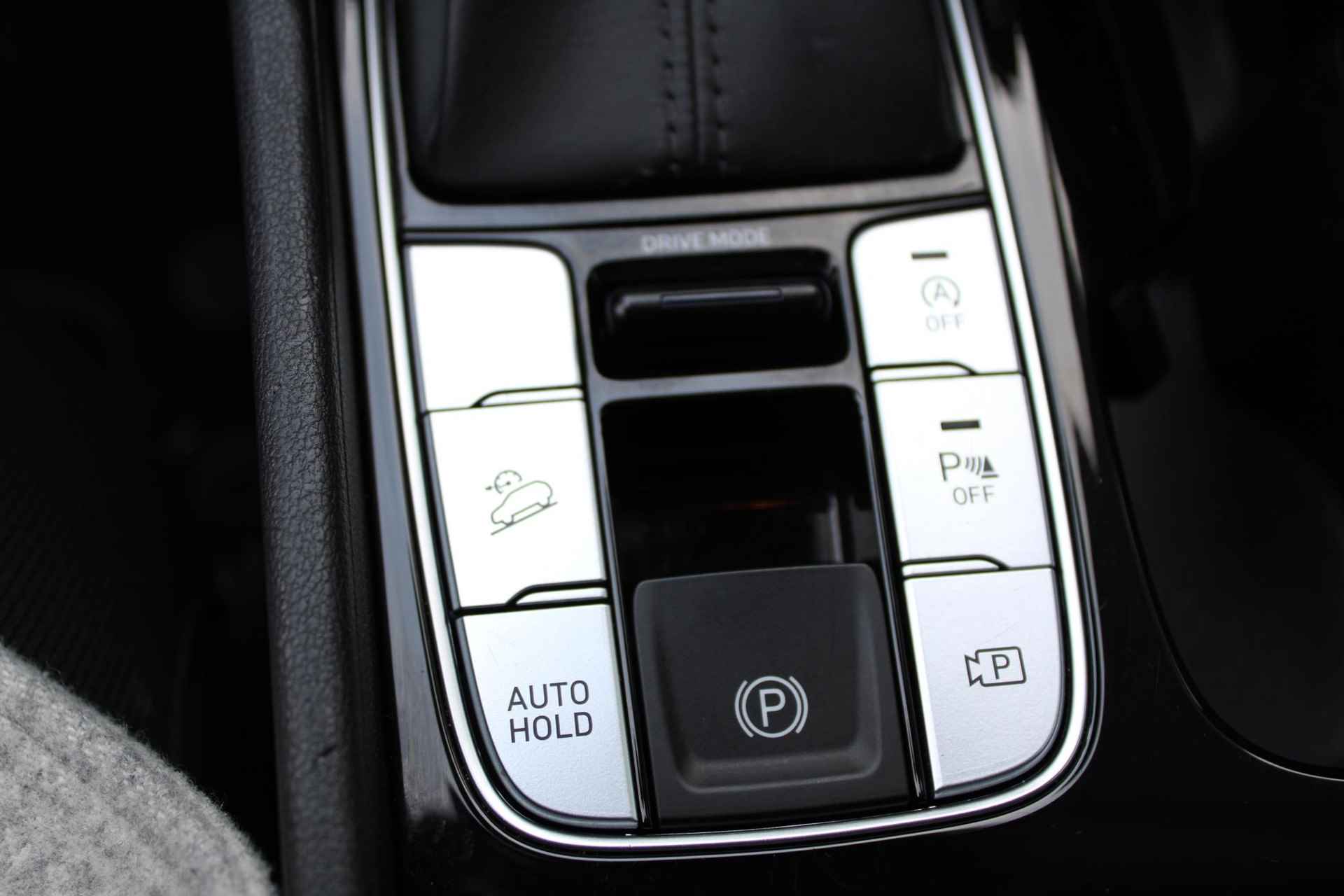 Hyundai Tucson 1.6 T-GDI 150 PK Automaat MHEV i-Motion | Adaptieve Cruise Control | Climate Control | Apple Carplay | DAB | 18 Inch Lichtmetalen Velgen | Stoelverwarming | Stuurwielverwarming - 27/27