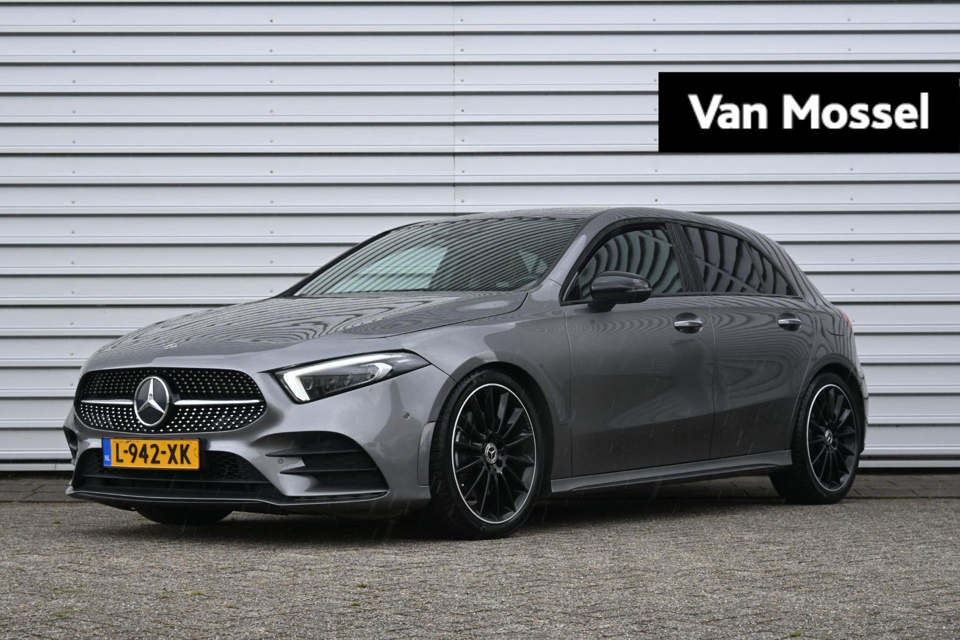 Mercedes-Benz A-klasse 220 d Premium Plus | Navigatie | Wide Screen | Lederen bekleding | Stoelverwarming | BOMVOL!!