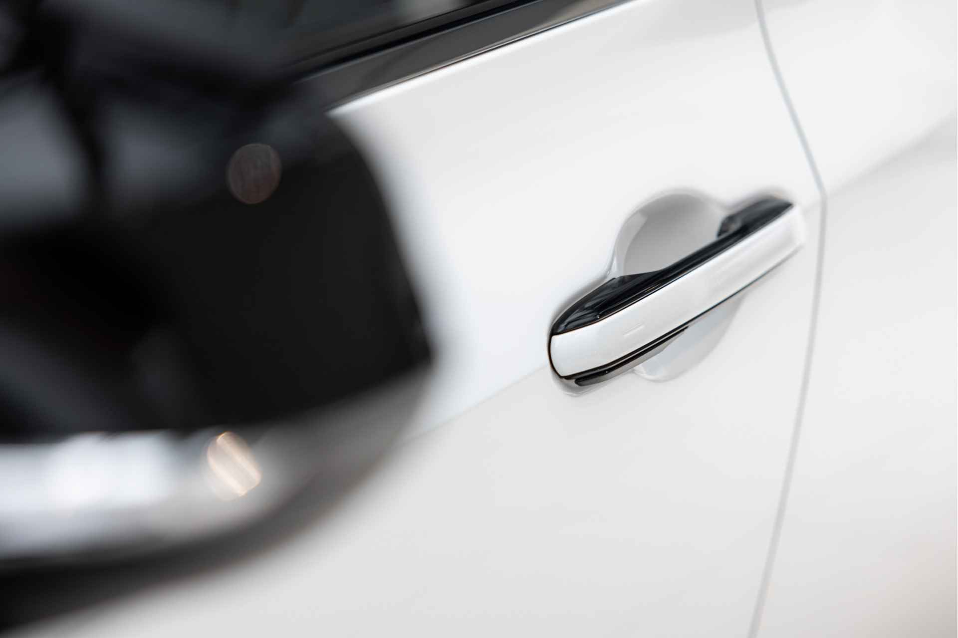 Lexus NX 450h+ AWD F Sport Line | Apple Carplay | Stoelverwarming & verkoeling | Panoramic View | - 43/58
