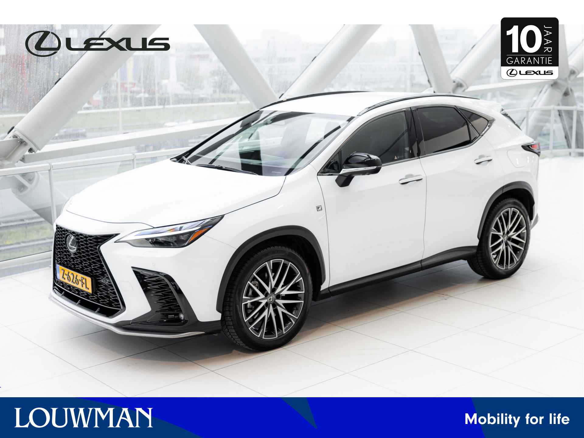 Lexus NX 450h+ AWD F Sport Line | Apple Carplay | Stoelverwarming & verkoeling | Panoramic View | - 1/58